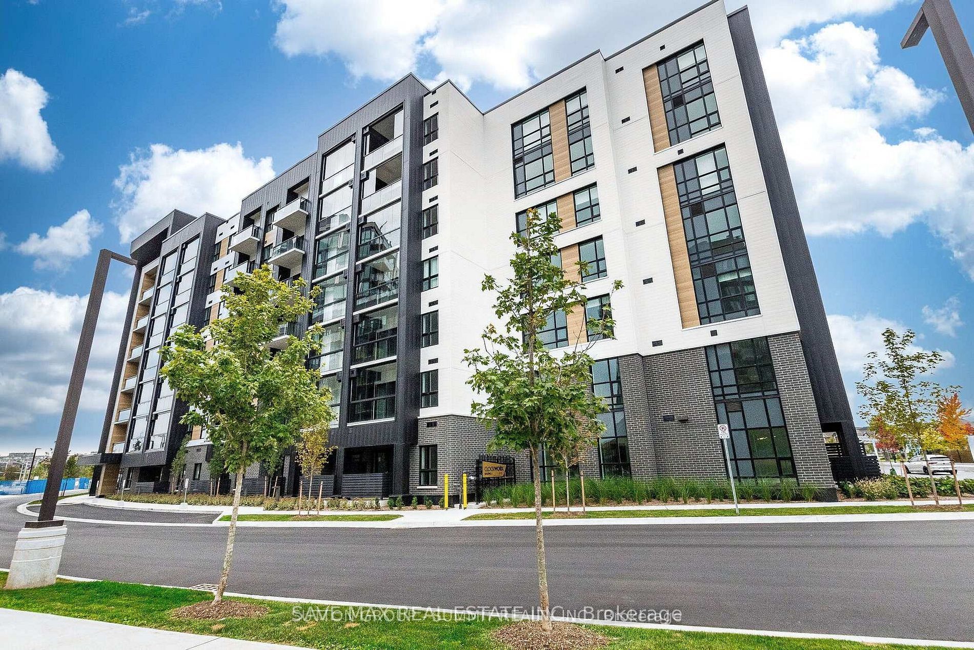 3008 William Cutmore Boulevard, Oakville 2