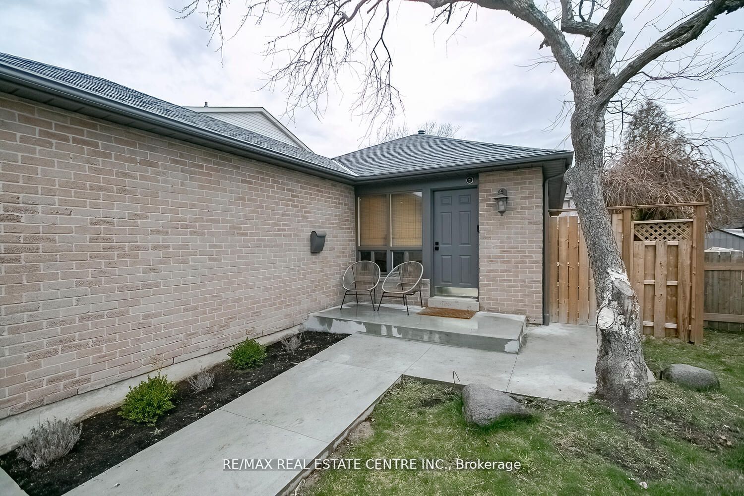 6089 Fullerton Cres, Mississauga, Ontario L5N3A3 Listing History HouseSigma
