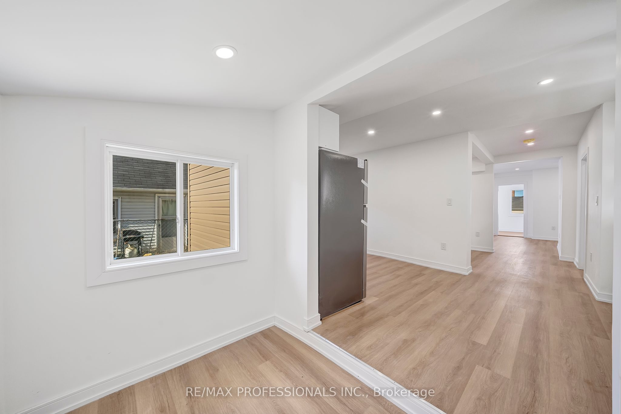 Unit Apartment B - 27 Oakdale Avenue, St. Catharines 2