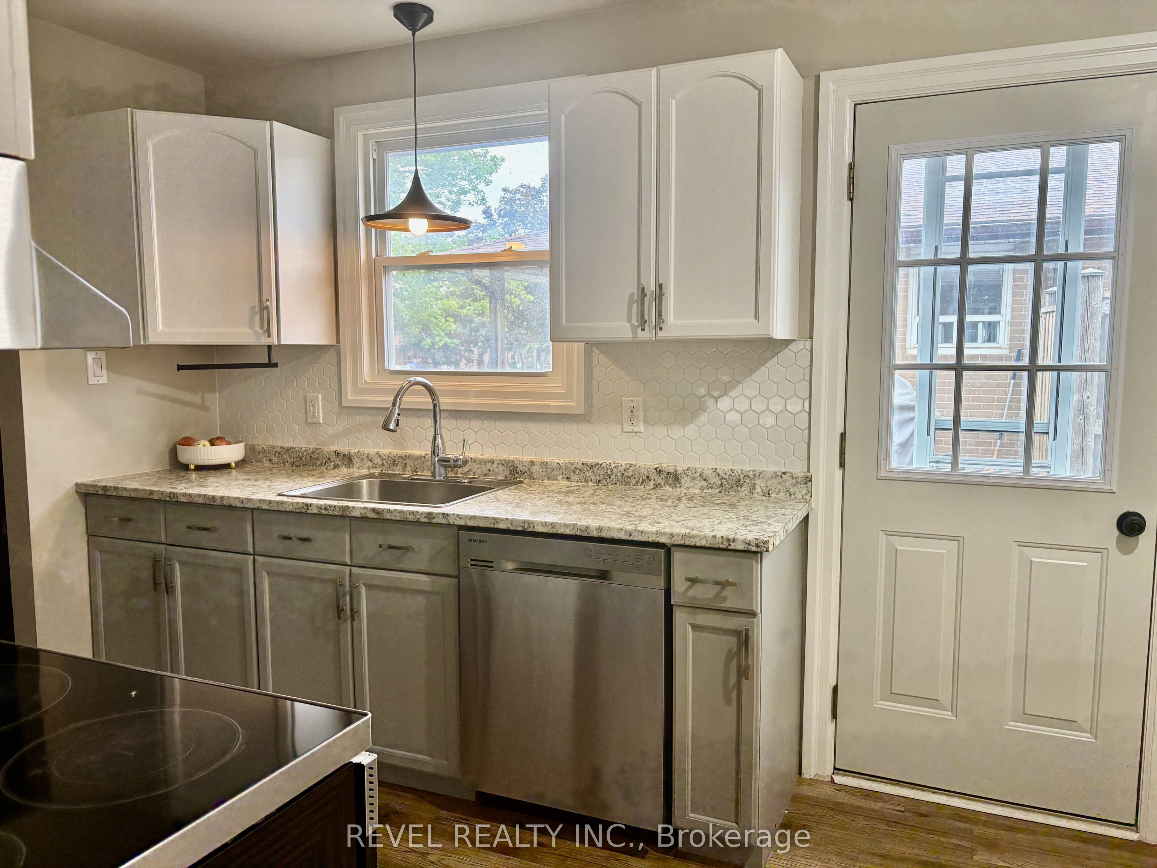 229 Simon Street, Shelburne 4