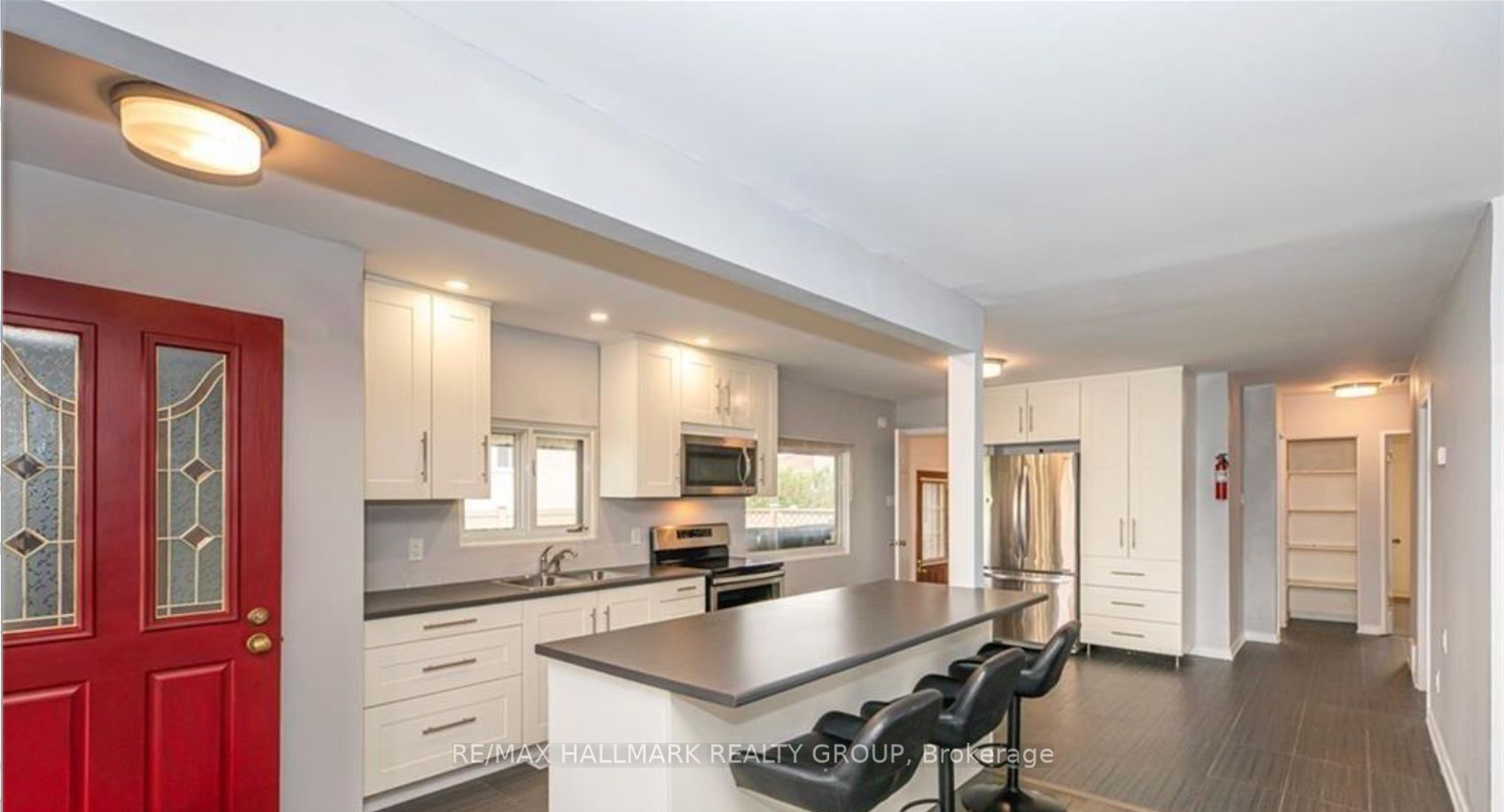 Unit A - 1387 Sault Street, Cumberland 2