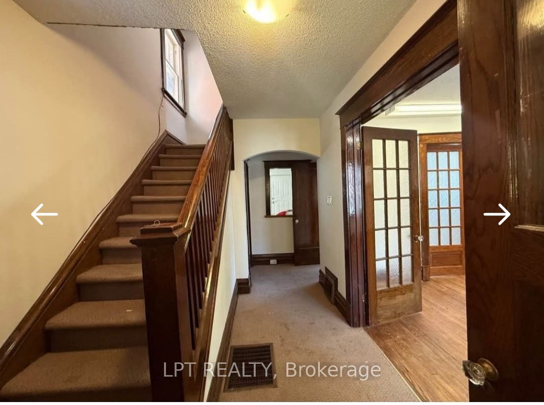 322 Waverley Street, Ottawa 2