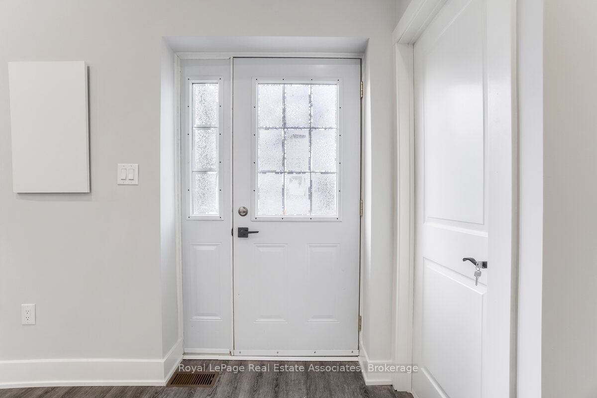 Unit 1 - 39 Welland Avenue S, St. Catharines 4