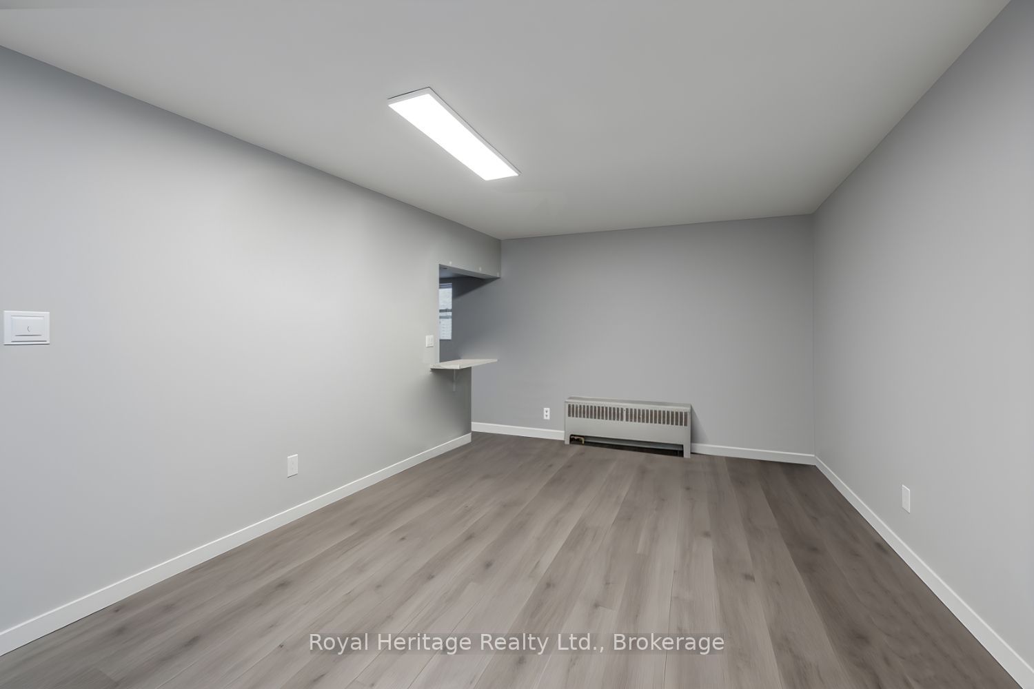 Unit 2 - 264 Division Street, Cobourg 3