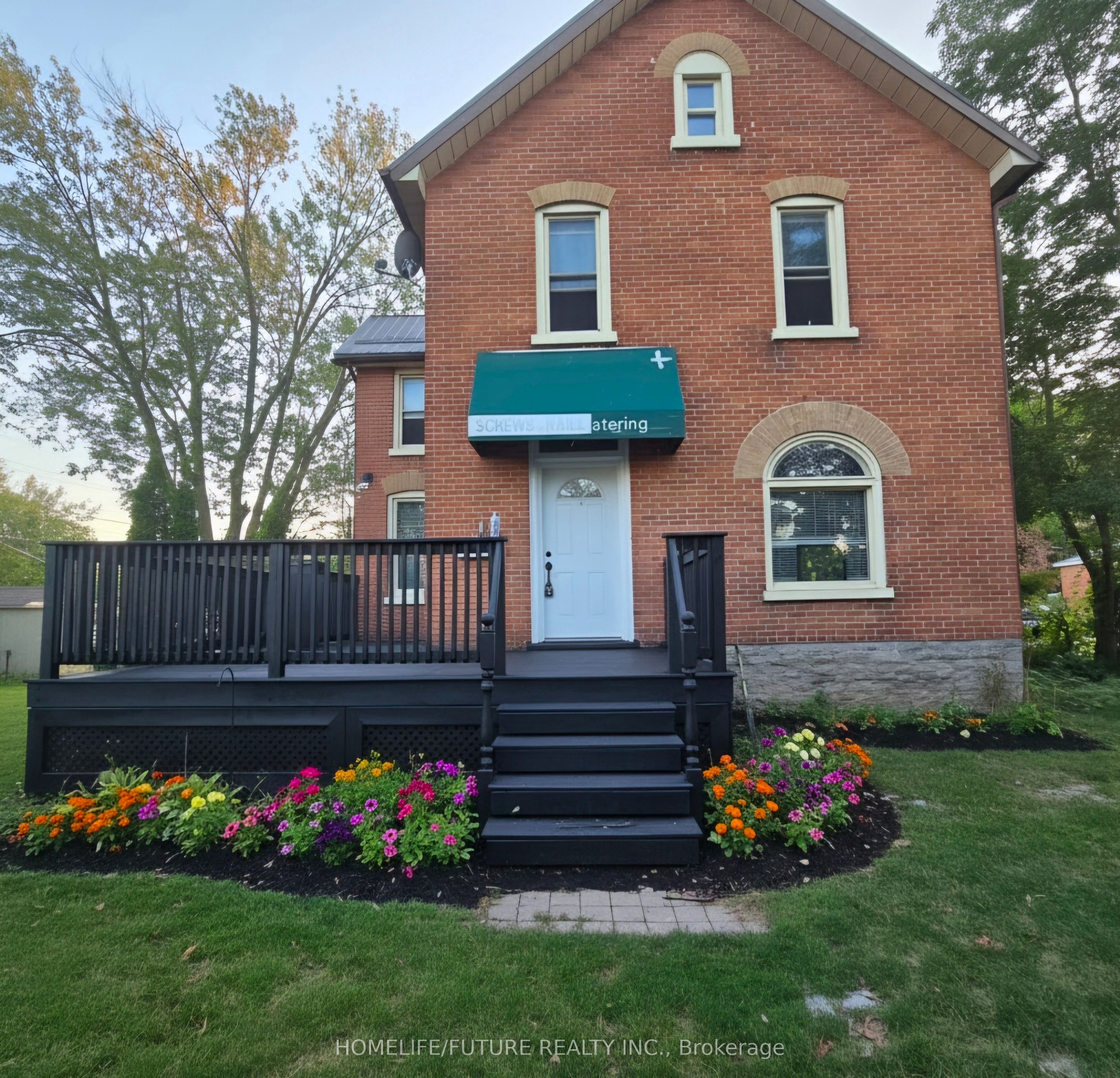 Unit B - 16 Highland Avenue, Belleville 1