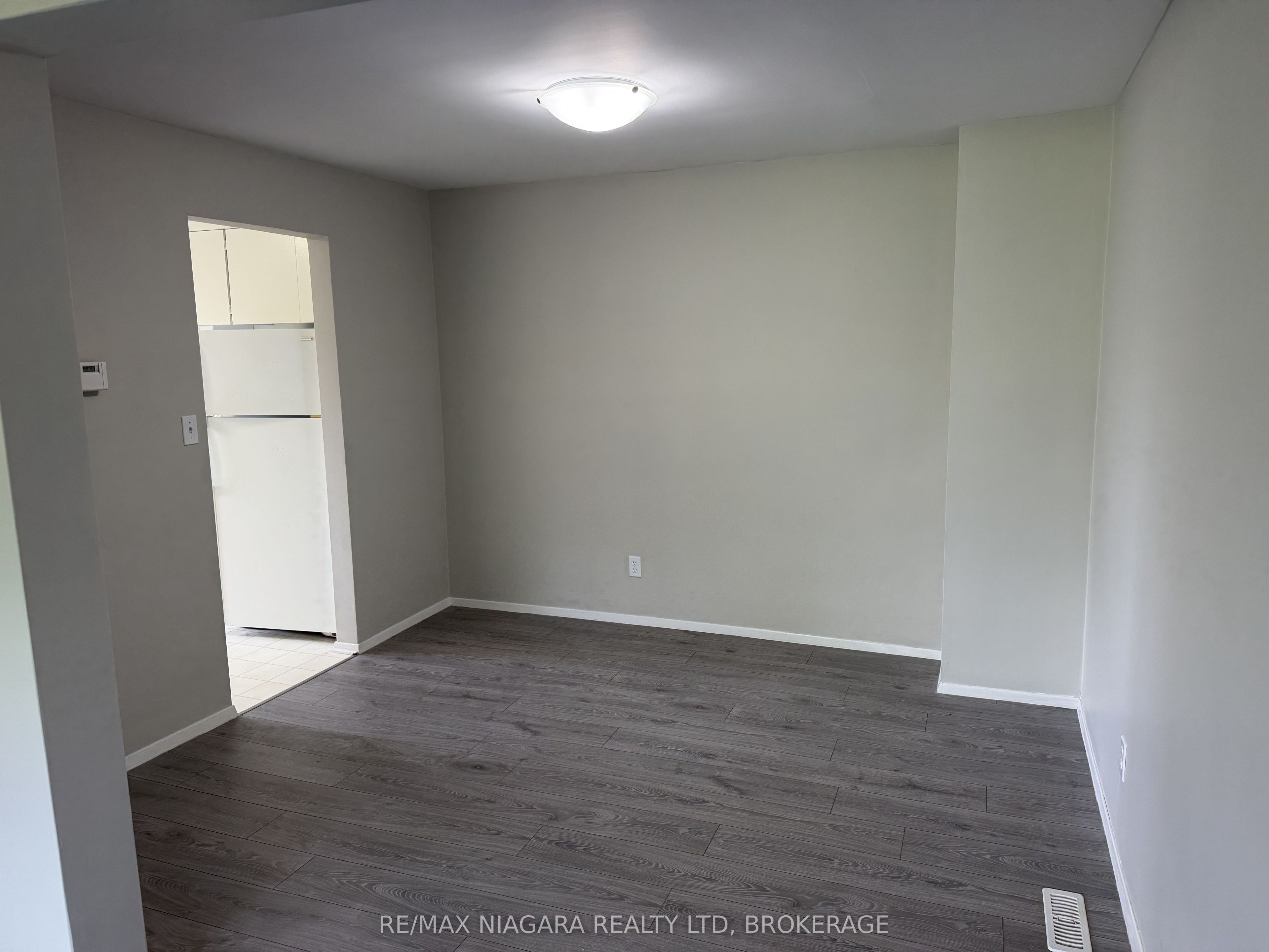 Unit 1 - 21 Woodlawn Road, Welland 5