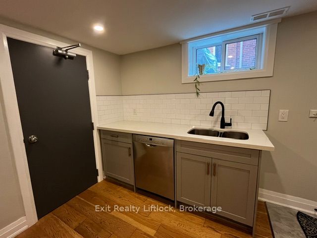 Unit Basement - 450 Weller Street, Peterborough 2