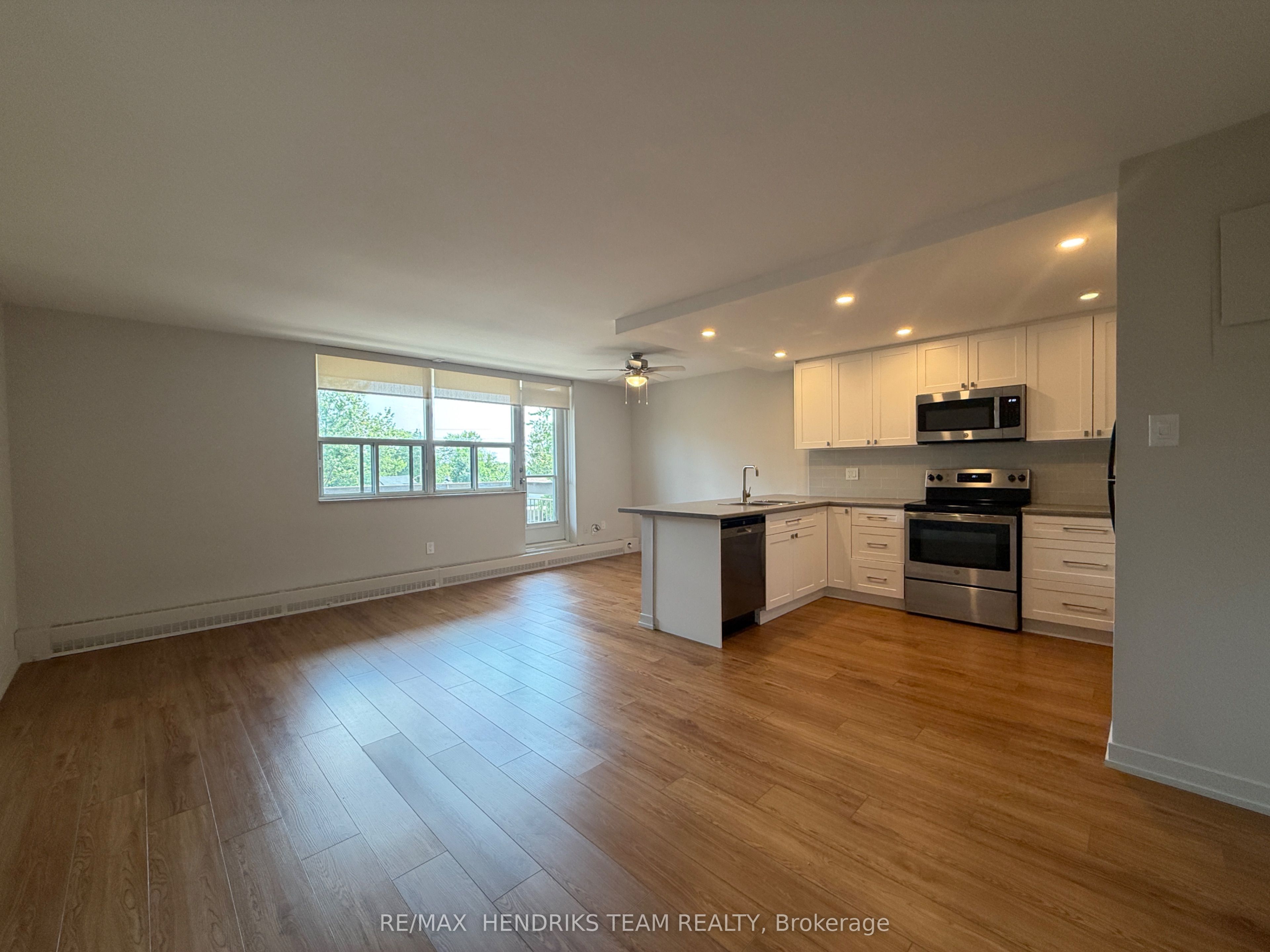 Unit 314 - 158 Fitch Street, Welland 5