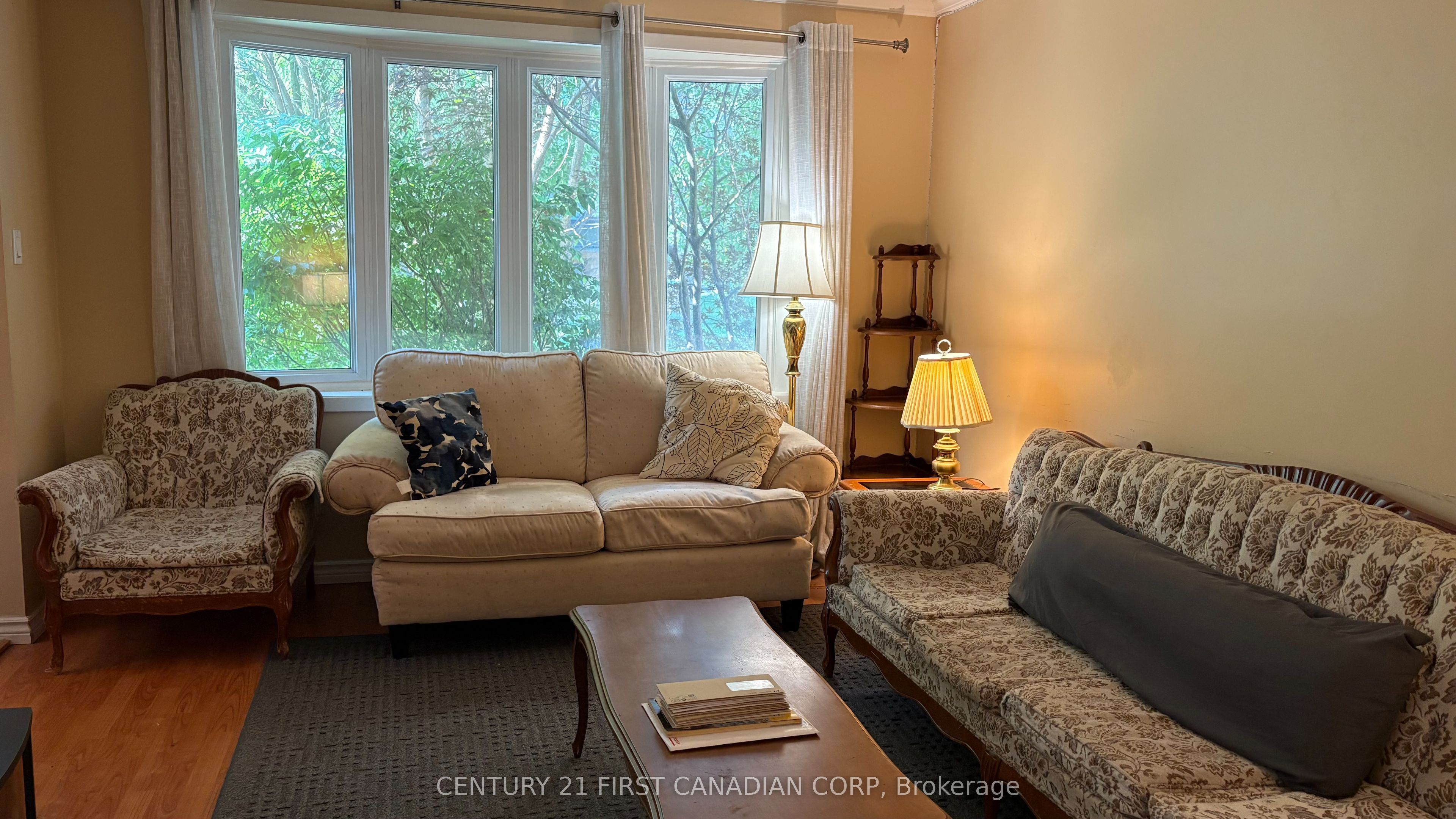 Unit Room 1 - 460 Castlegrove Boulevard, London 2