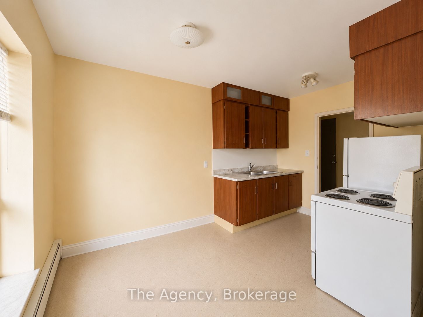Unit 309 - 99 Church Street, St. Catharines 4