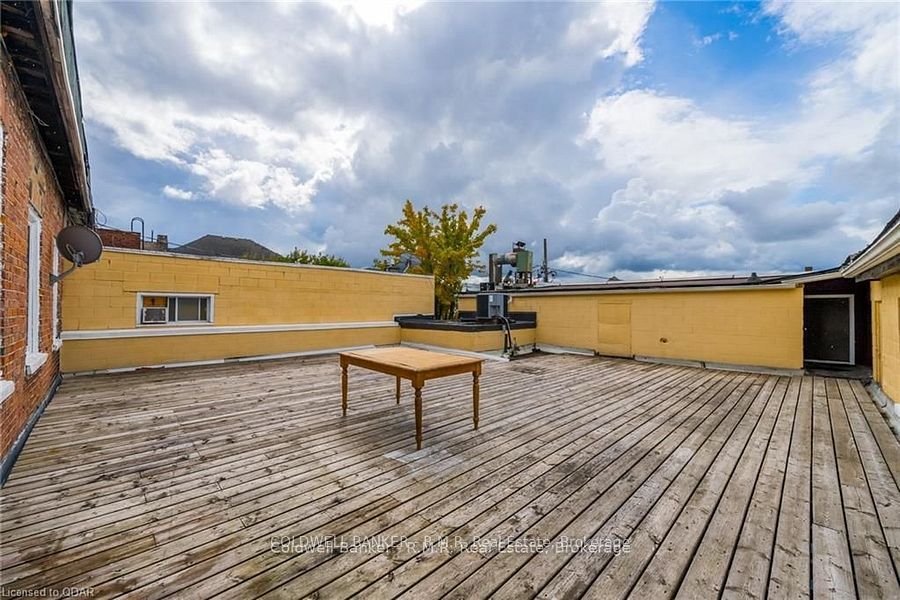 Unit 3 - 47 William Street N, Kawartha Lakes 3