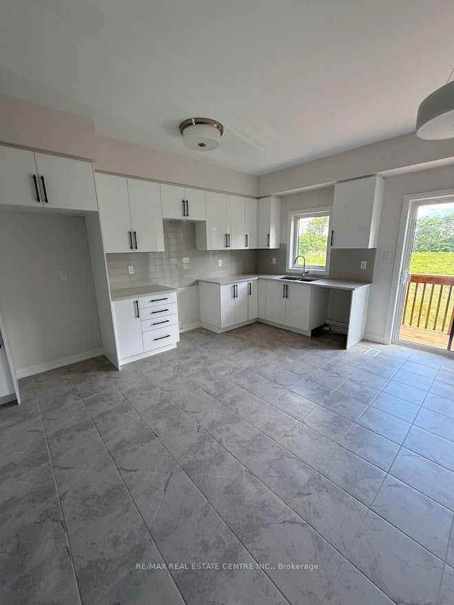 Unit 20 - 313 Conklin Road, Brantford 5