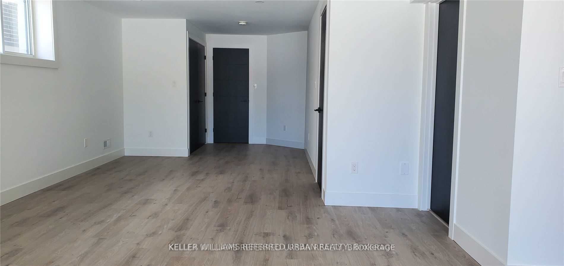 Unit Lower Unit - 2214 Tokala Trail, London 3