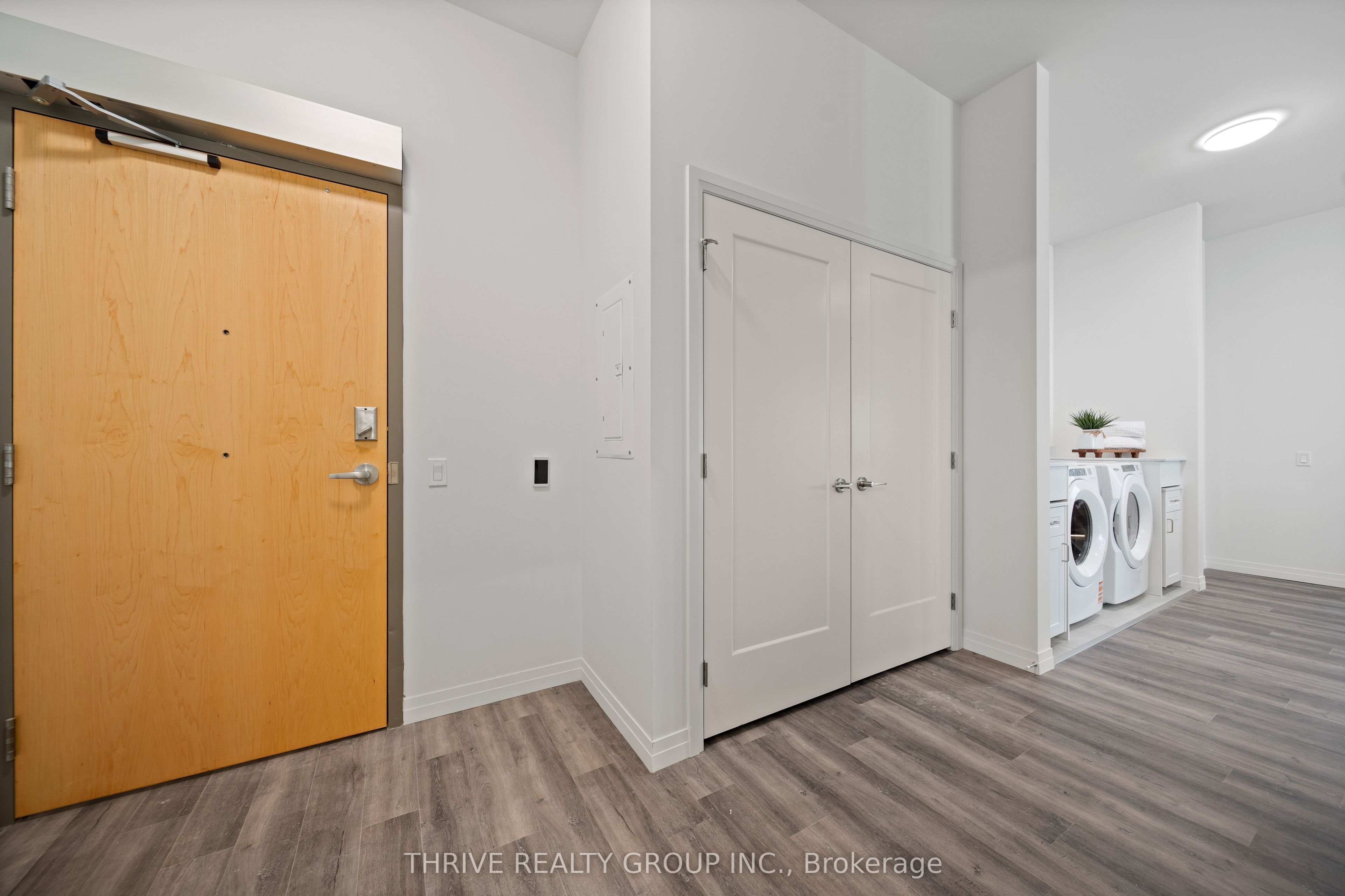 Unit 412 - 373 Hill Street, London 5