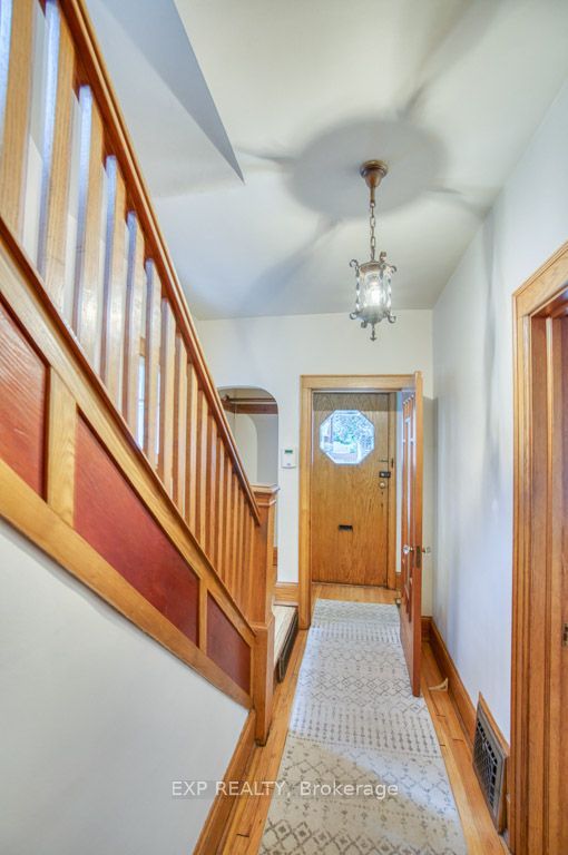 267 Powell Avenue, Ottawa 4