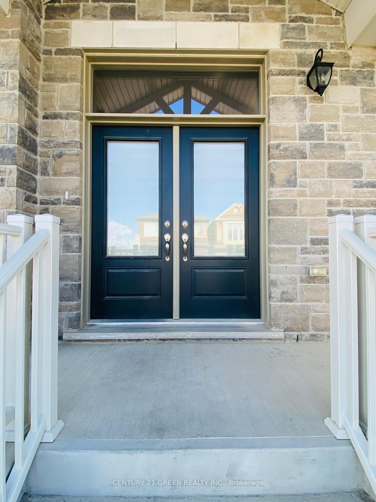283 Rosenberg Way, Kitchener 2