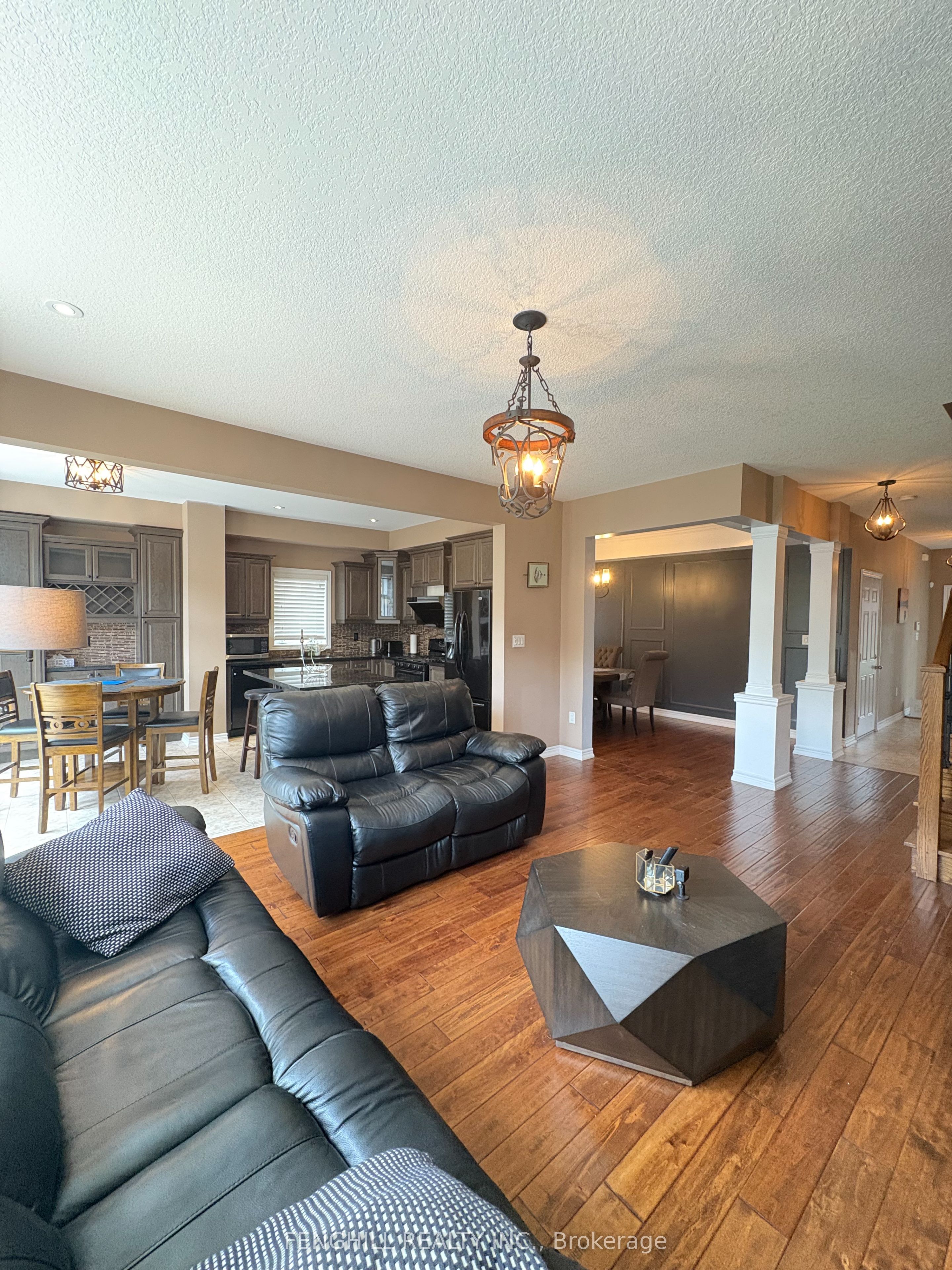 127 Vinton Road, Ancaster 2