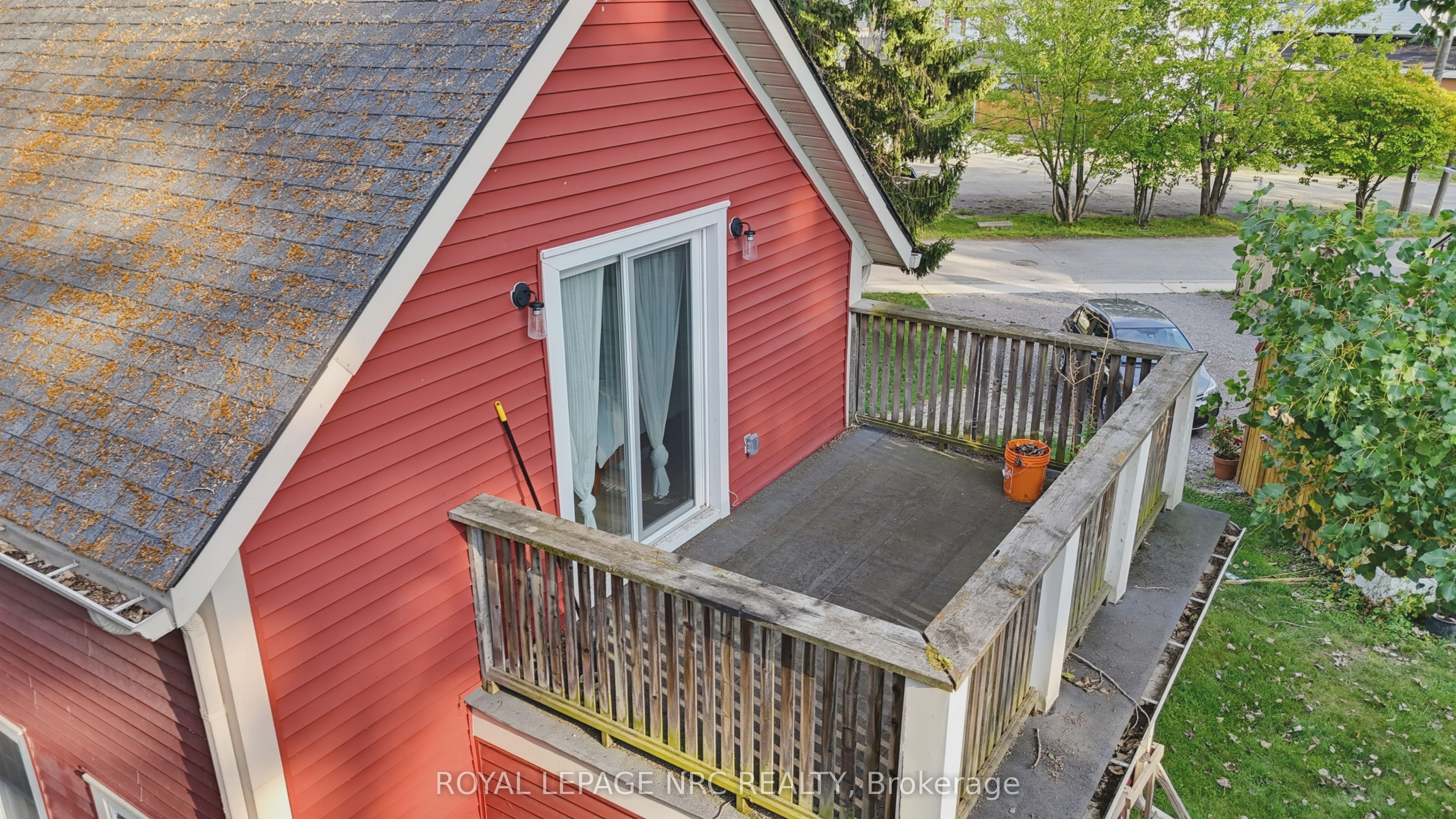 Unit 2 - 52 Queens Circle, Fort Erie 3