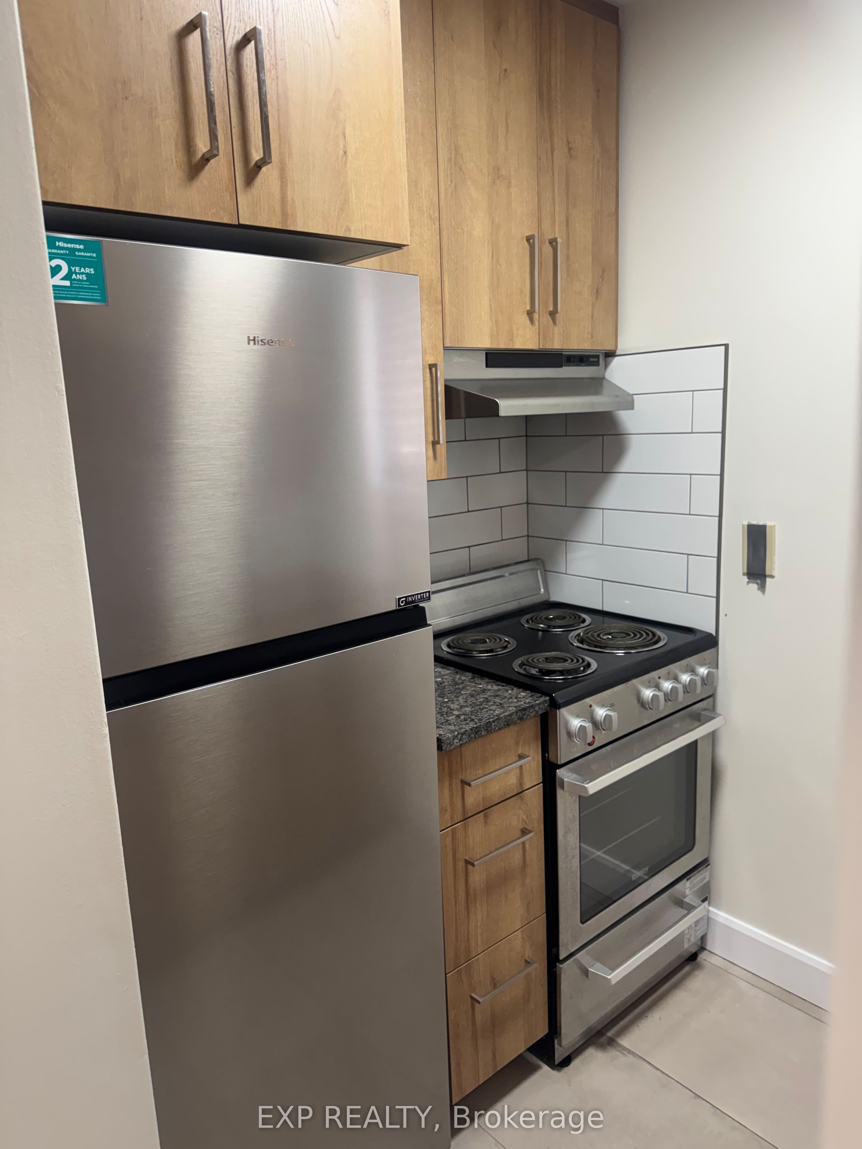 Unit 1 - 1268 Emperor Avenue, Ottawa 2