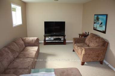 640 Violet Street, Waterloo 5