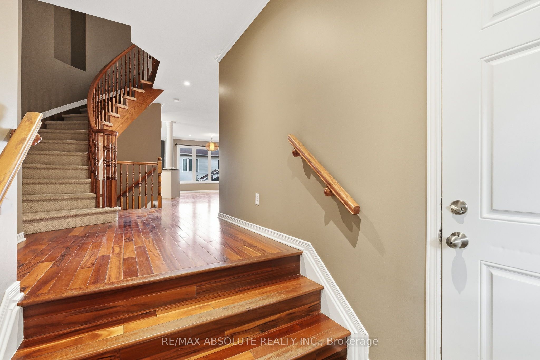 399 STATEWOOD Drive, Kanata 4