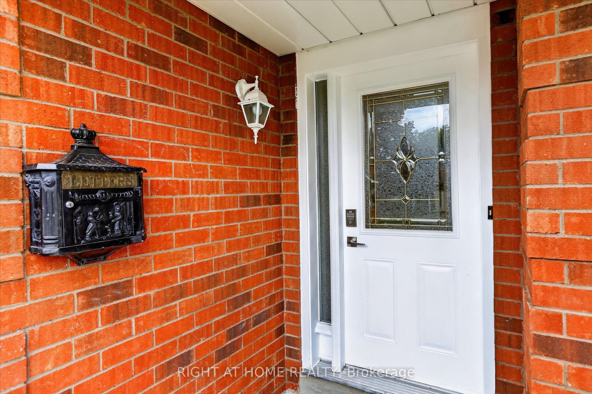 1533 Wildlark Drive, Peterborough 4