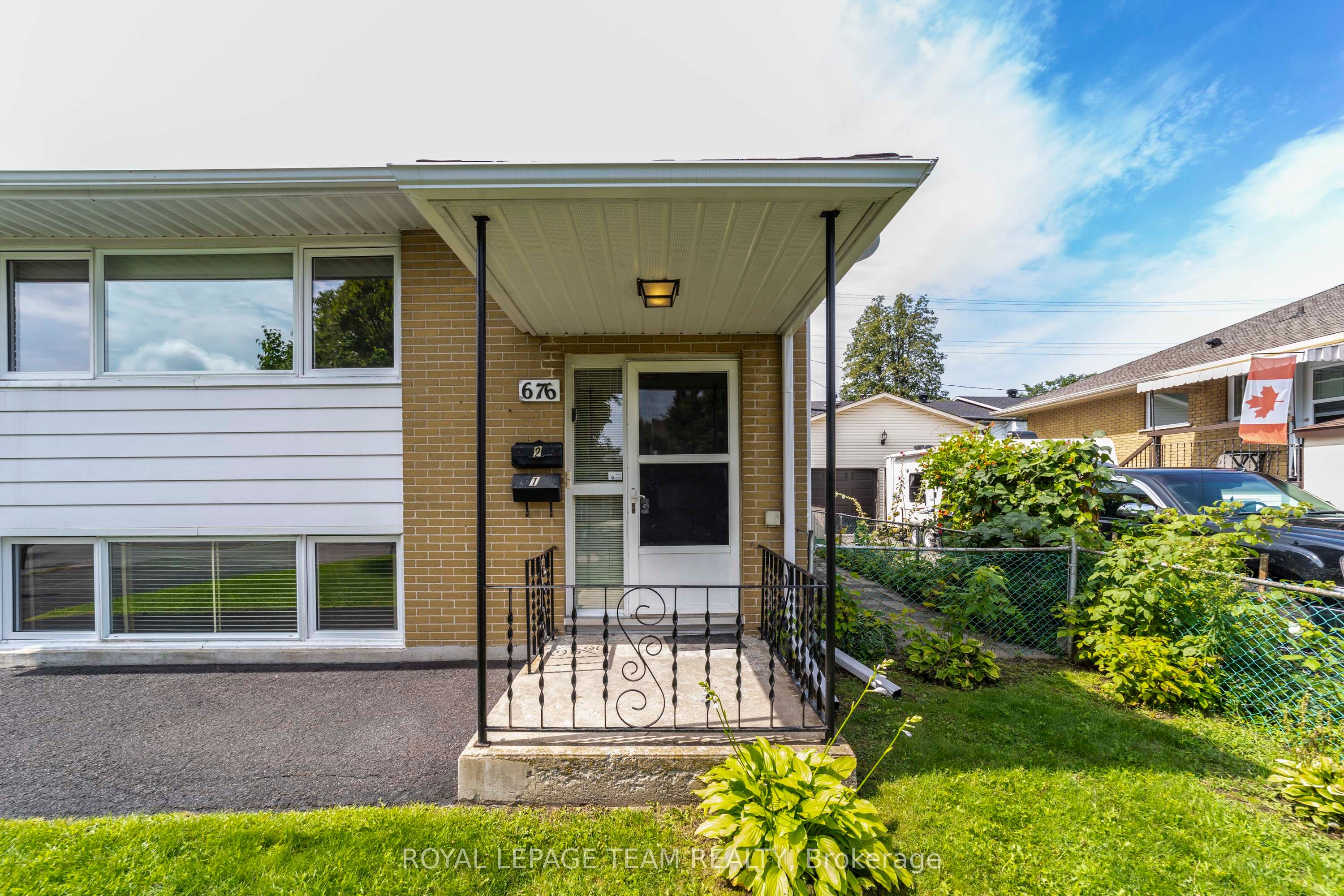 Unit 1 - 676 Borthwick Avenue, Ottawa 5