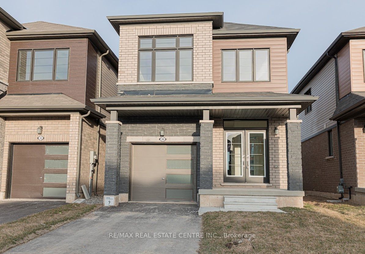 386 Barker Parkway, Thorold 1