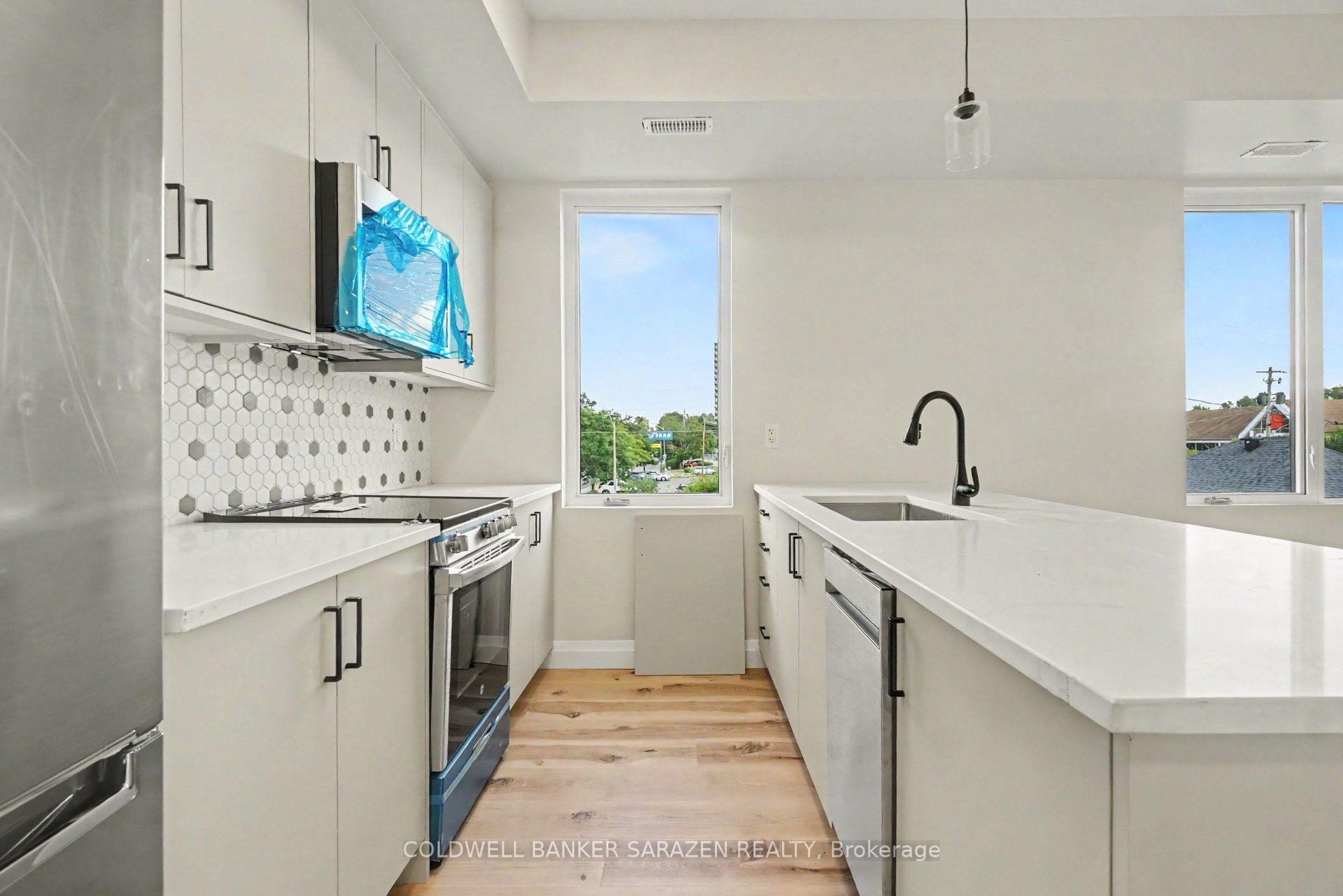 Unit 303 - 42 Mcarthur Avenue, Ottawa 3
