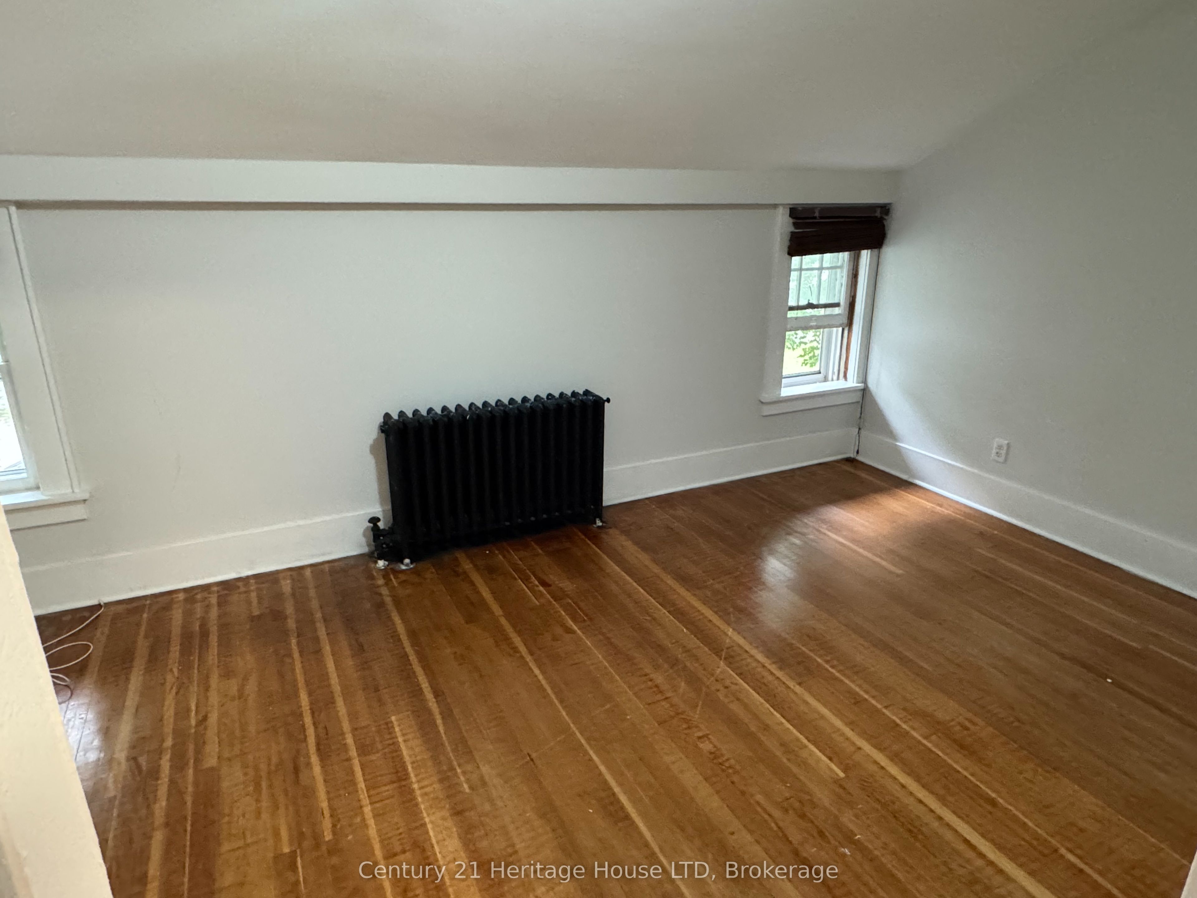 Unit 2 - 3445 Garrison Road, Fort Erie 3