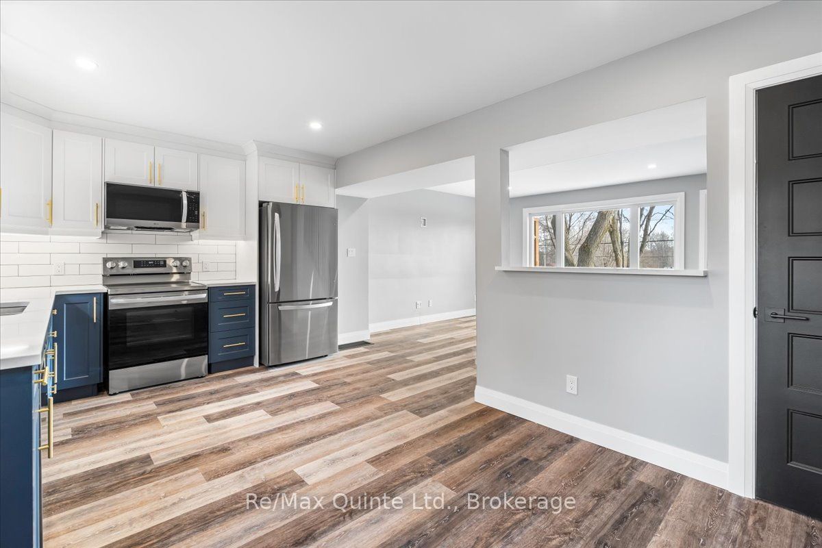 Unit B - 865 Old 2 Highway, Quinte West 4