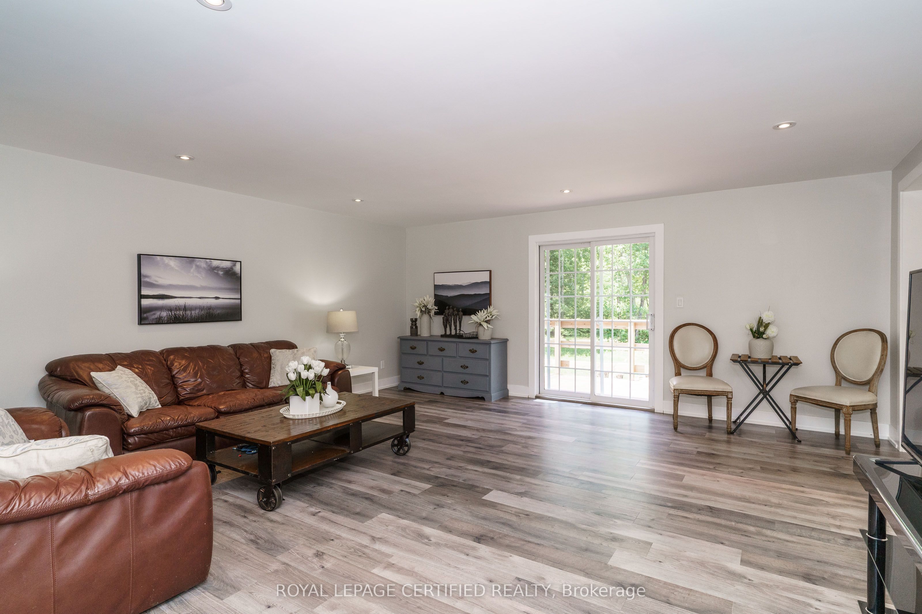 344 BAY LAKE Road, Perry 4