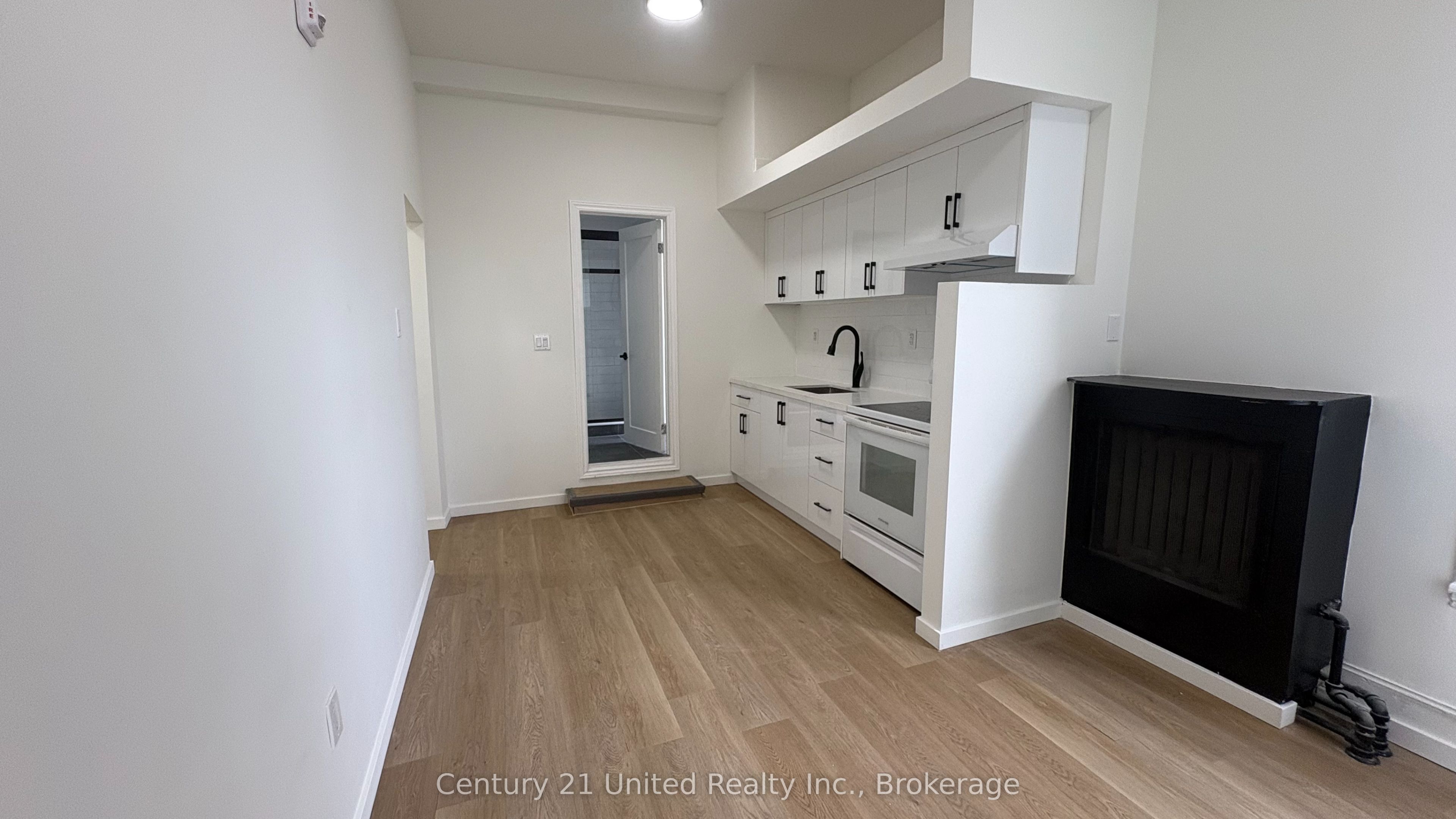 Unit 9 - 172.5 Hunter Street W, Peterborough 4