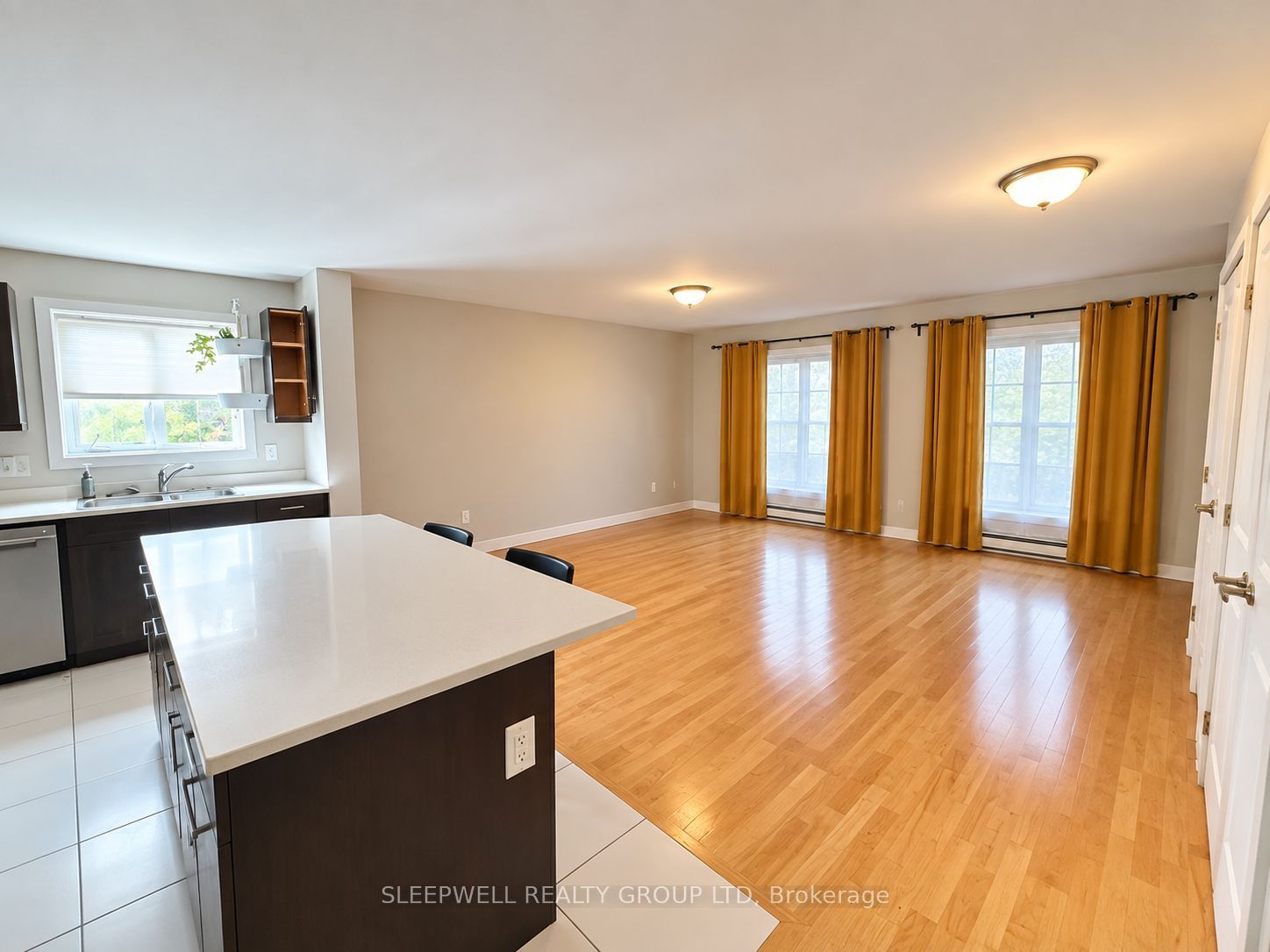 Unit 2 - 11 Chestnut Street, Ottawa 3