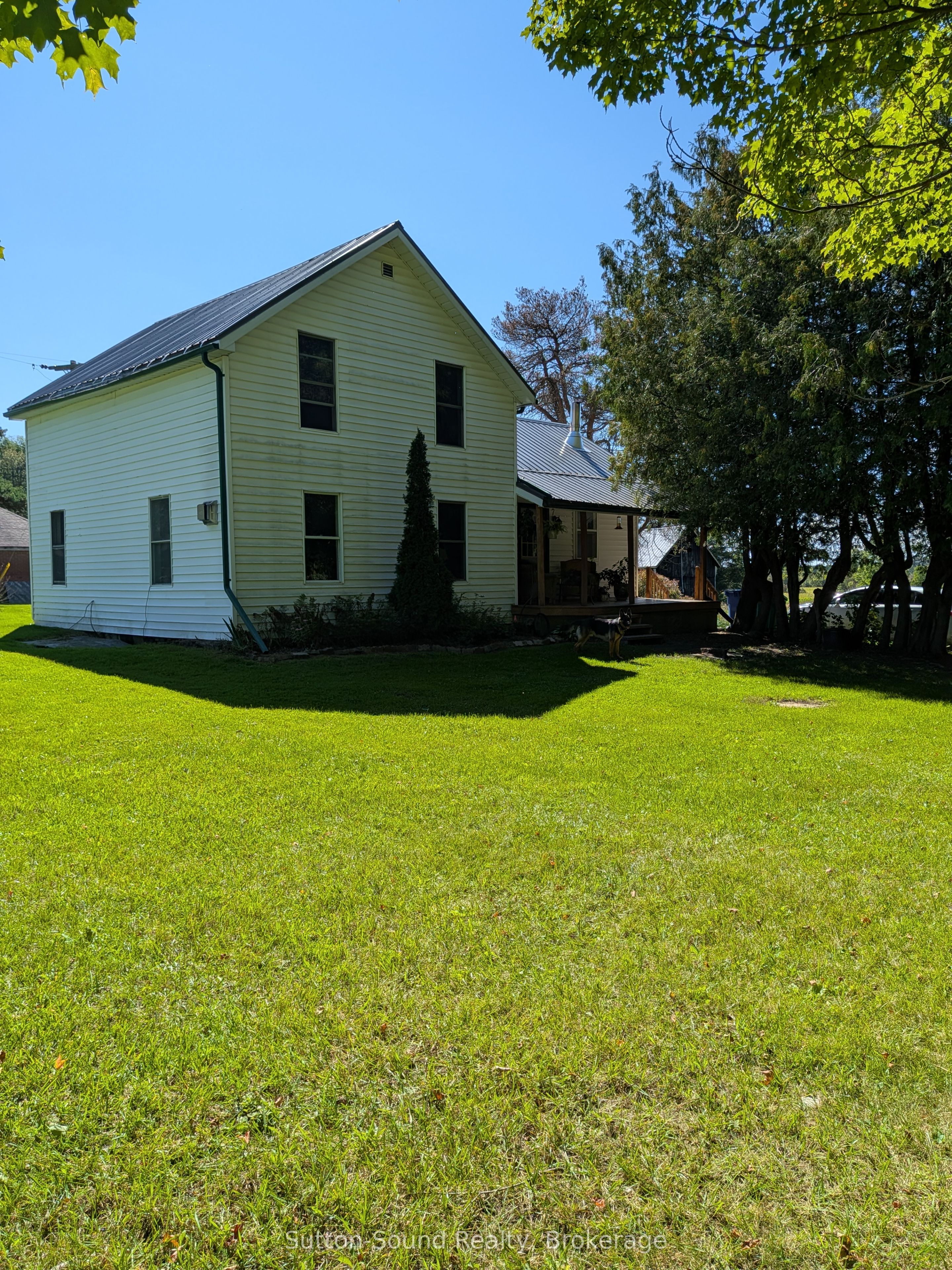 781492 3 Side Road, Chatsworth 4