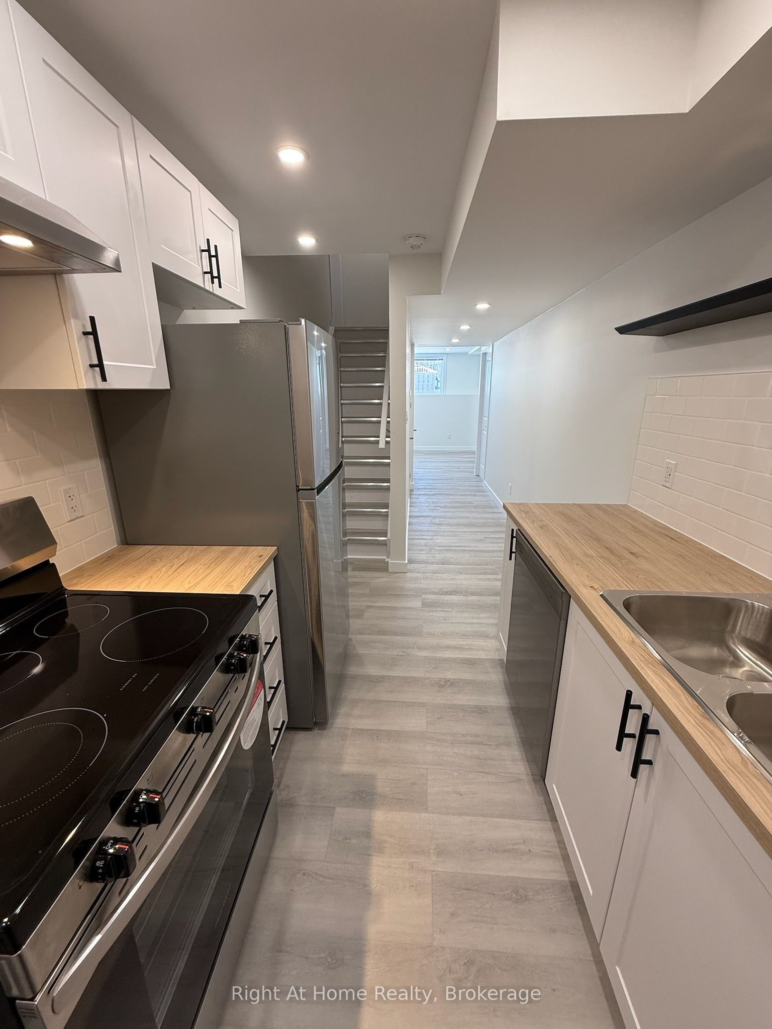 Unit Lower - 245 Benninger Drive, Kitchener 3