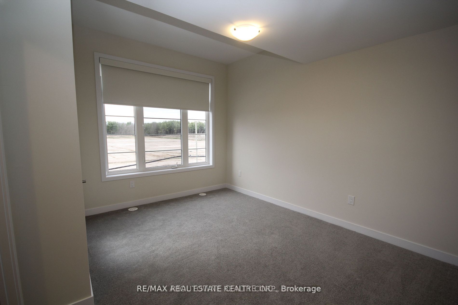 111 melody Lane, Thorold 1