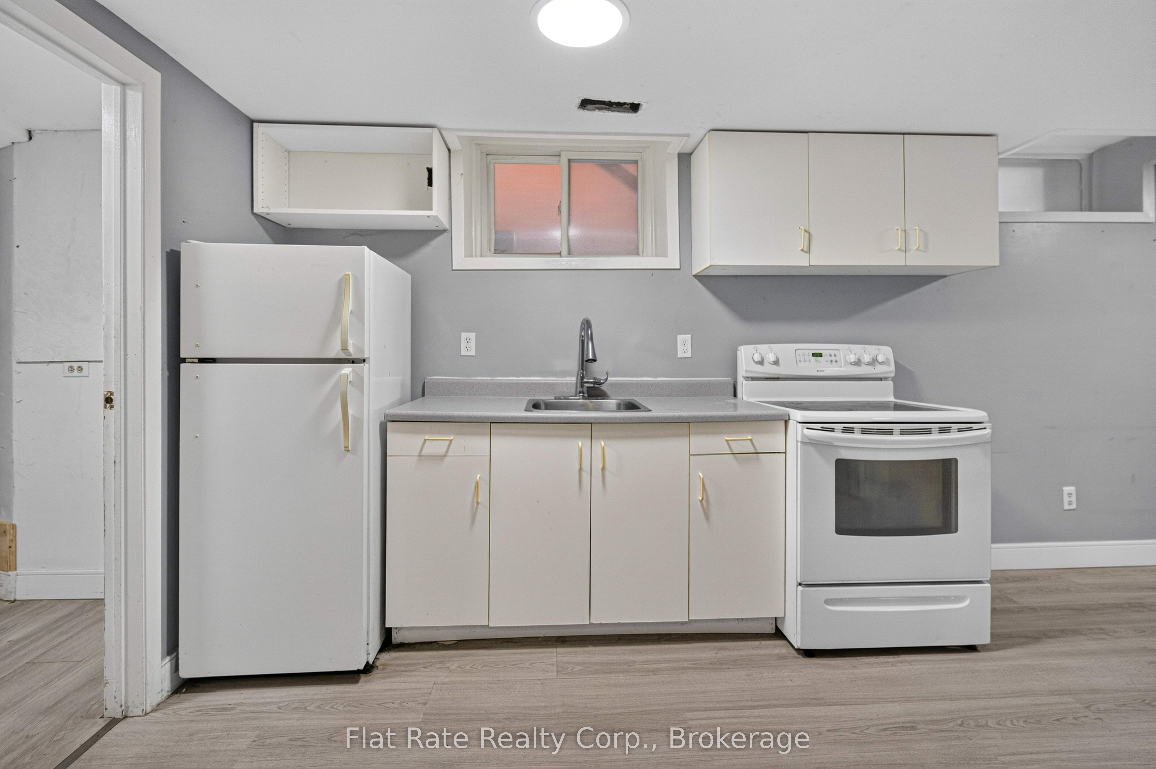 Unit 3 - 660 George Street N, Peterborough 3