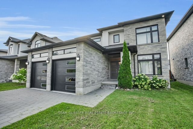2407 Red Thorne Avenue, London 3