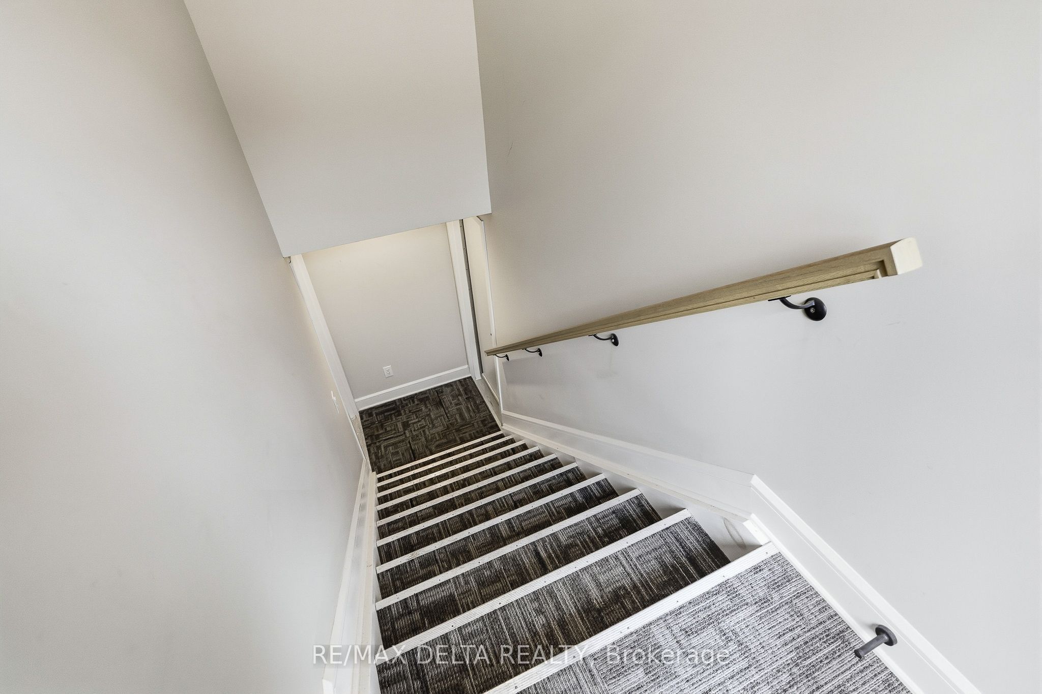 Unit B - 888 Chapman Street, Clarence-Rockland 3