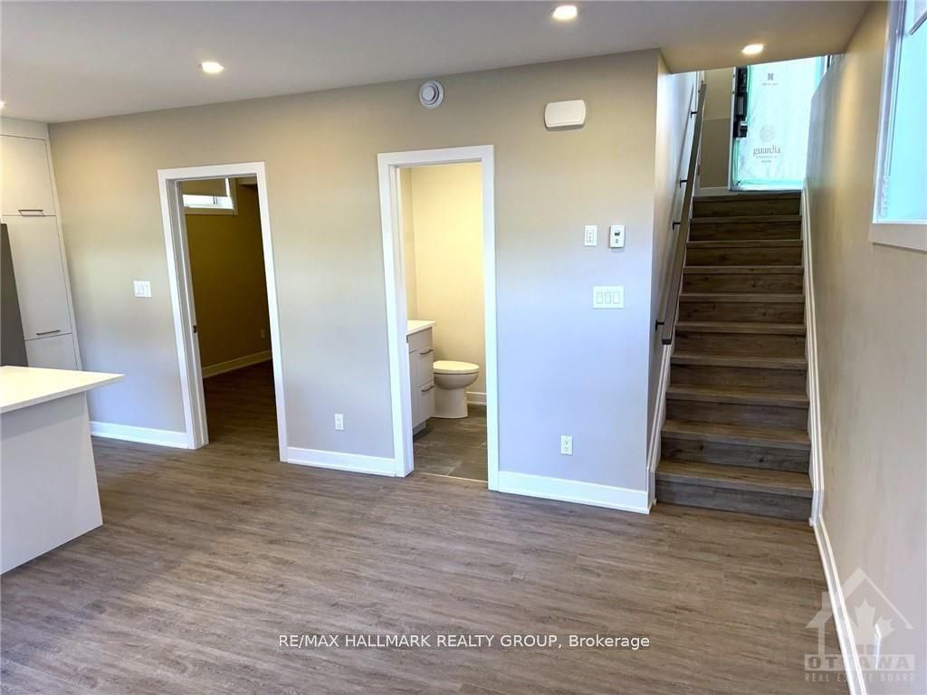 Unit B - 316 Mona Avenue, Ottawa 5