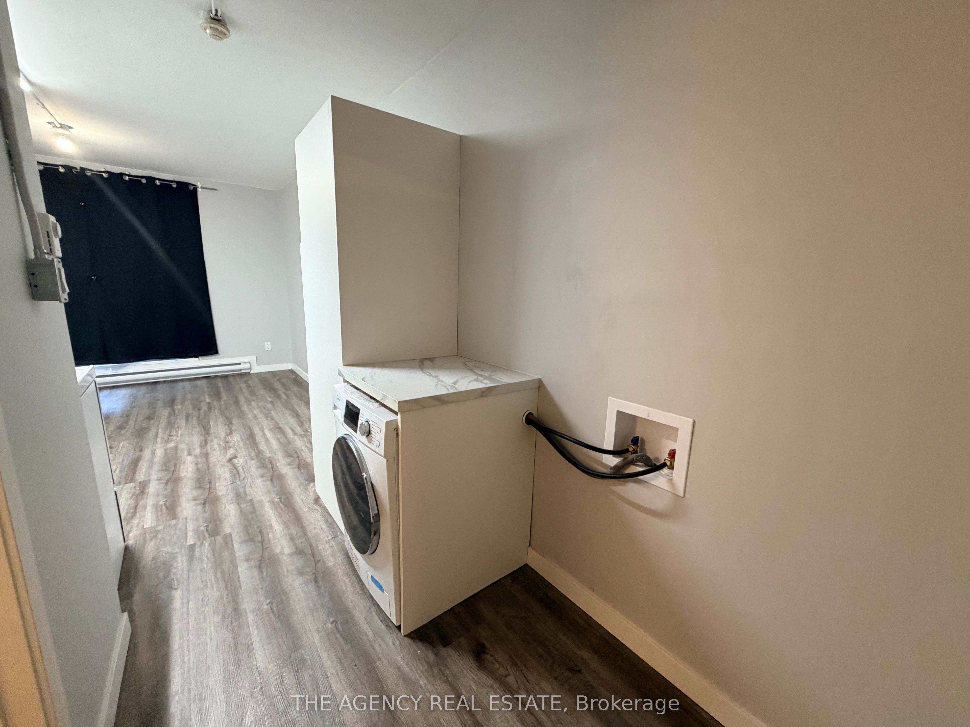 Unit 304 - 91 Thames Street S, Ingersoll 4