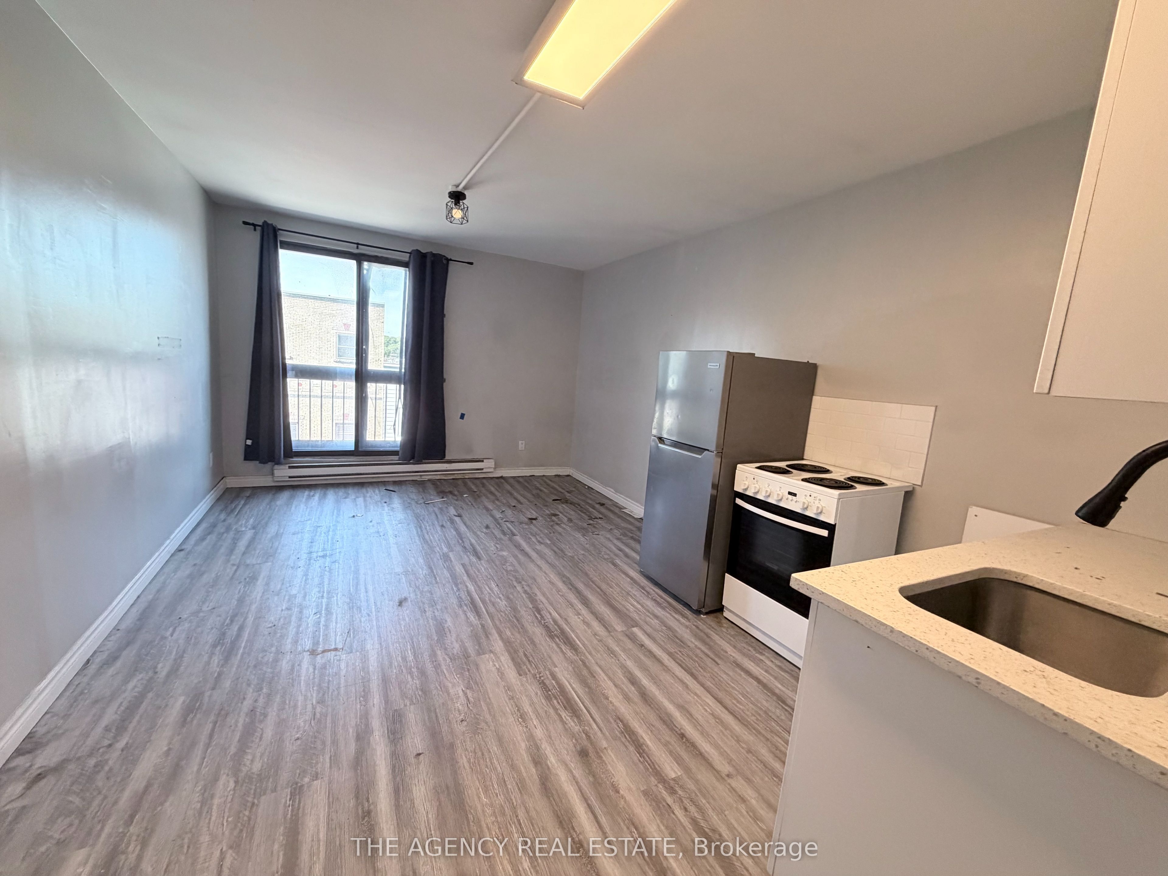 Unit 306 - 91 Thames Street S, Ingersoll 4