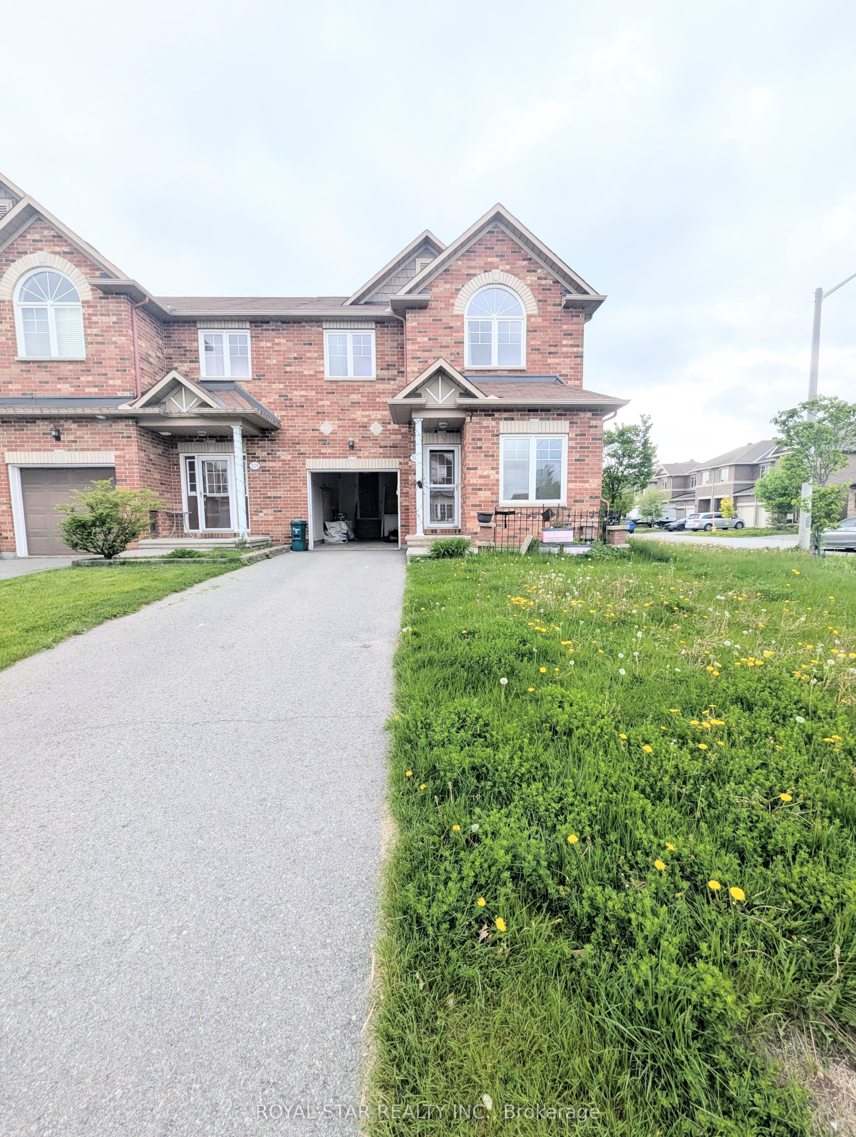 531 Fordell Avenue, Kanata 2