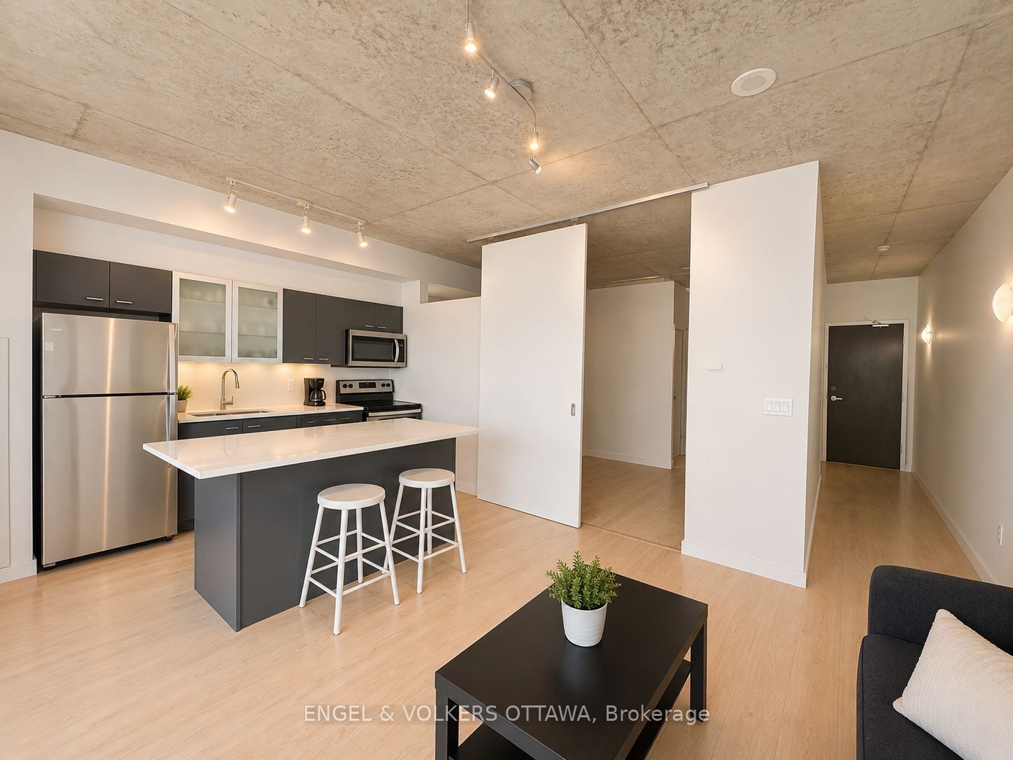 Unit 702 - 383 CUMBERLAND Street, Ottawa 3