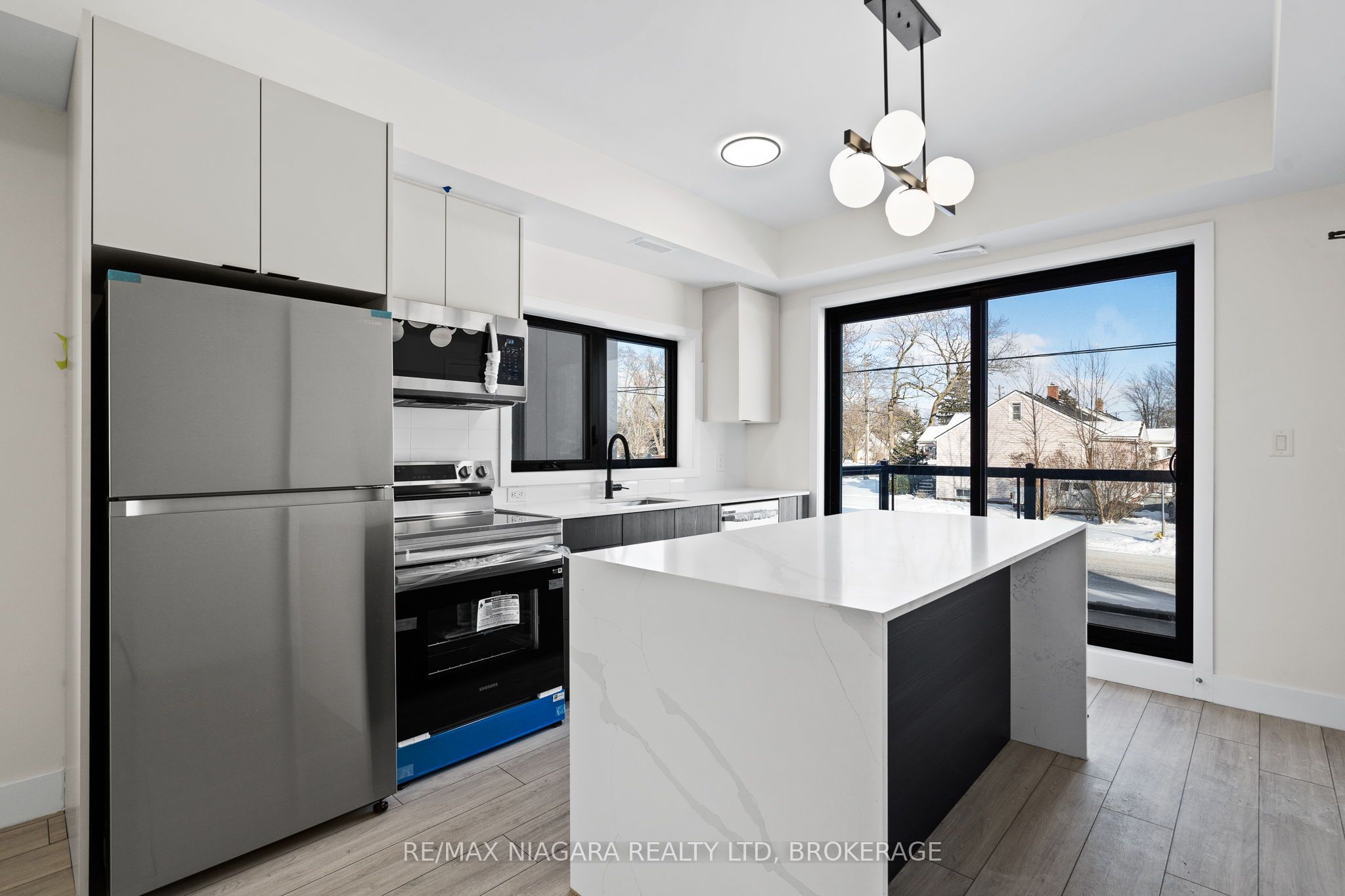 Unit 209 - 7277 Wilson Crescent, Niagara Falls 5