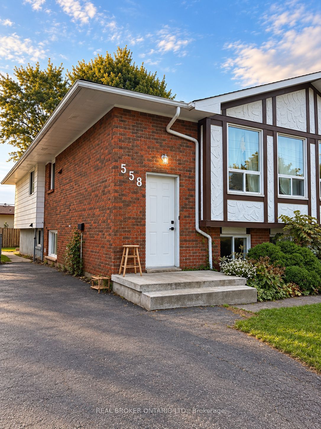 Unit Lower - 558 First Avenue, Welland 1