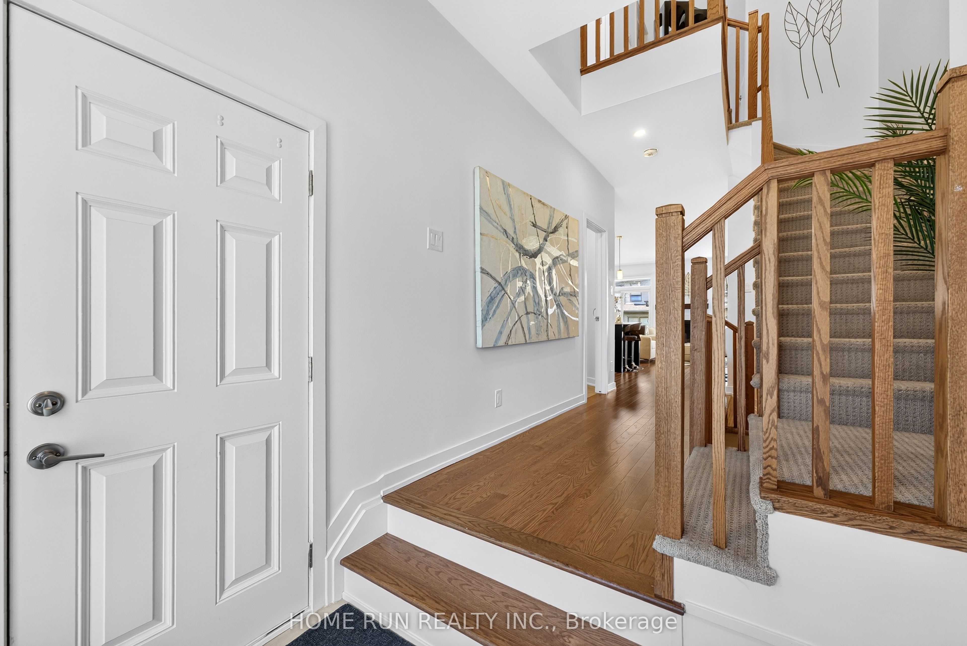 216 TRUMPETER Grove, Orleans-Gloucester 3