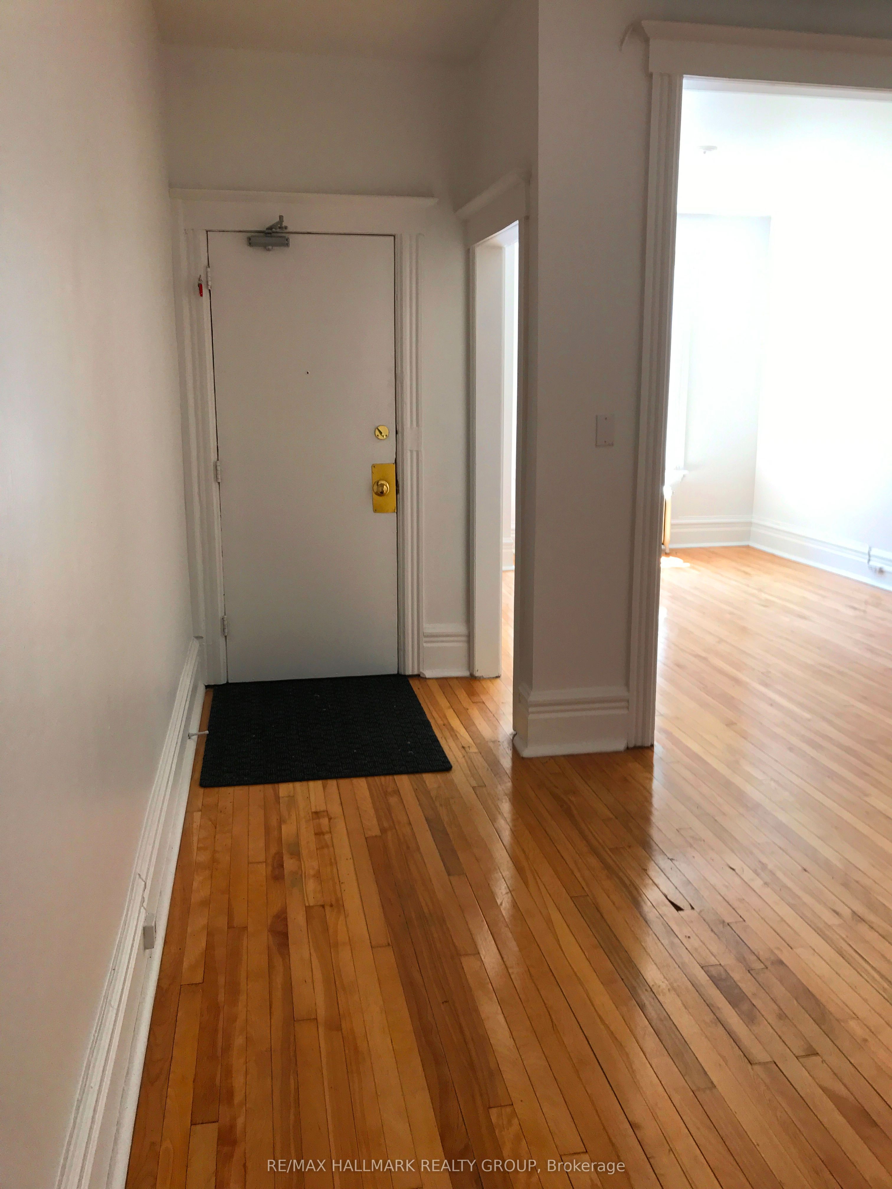 Unit 3 - 421 Lisgar Street, Ottawa 2