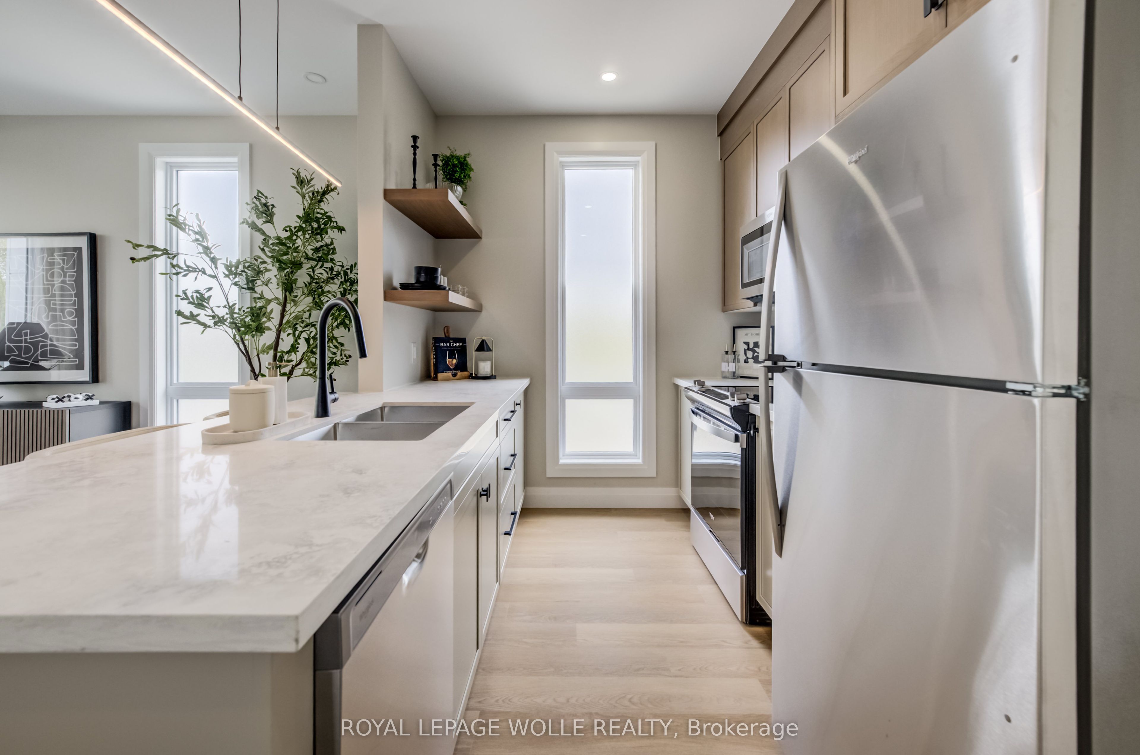 Unit UNIT 15 (THE GROVE) - 210 HERITAGE Drive, Kitchener 5